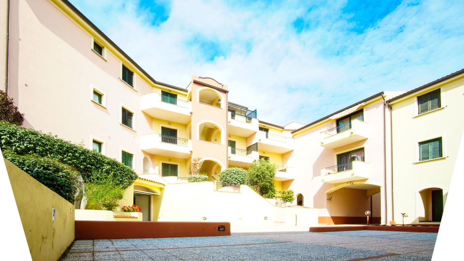 Lampara Apartments view 4