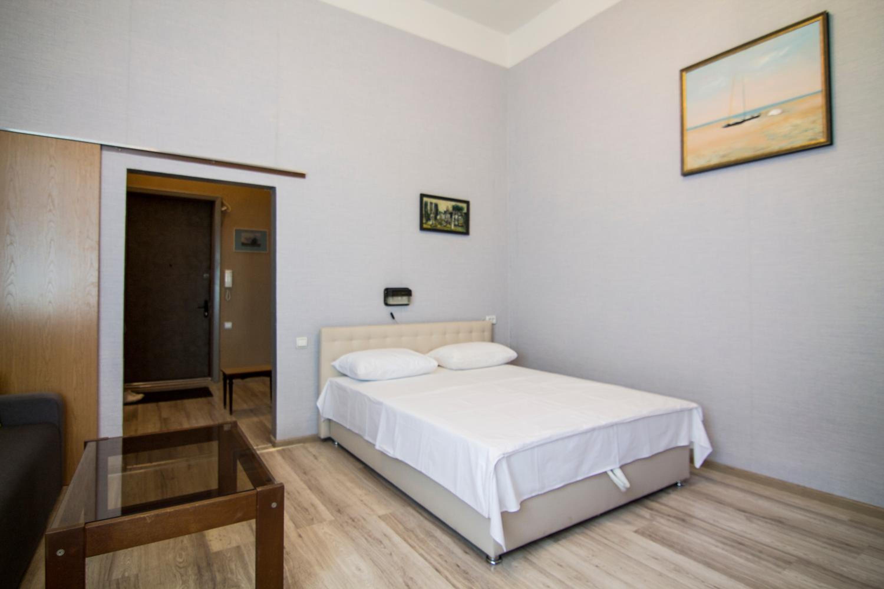 Art Apartment in Maidan