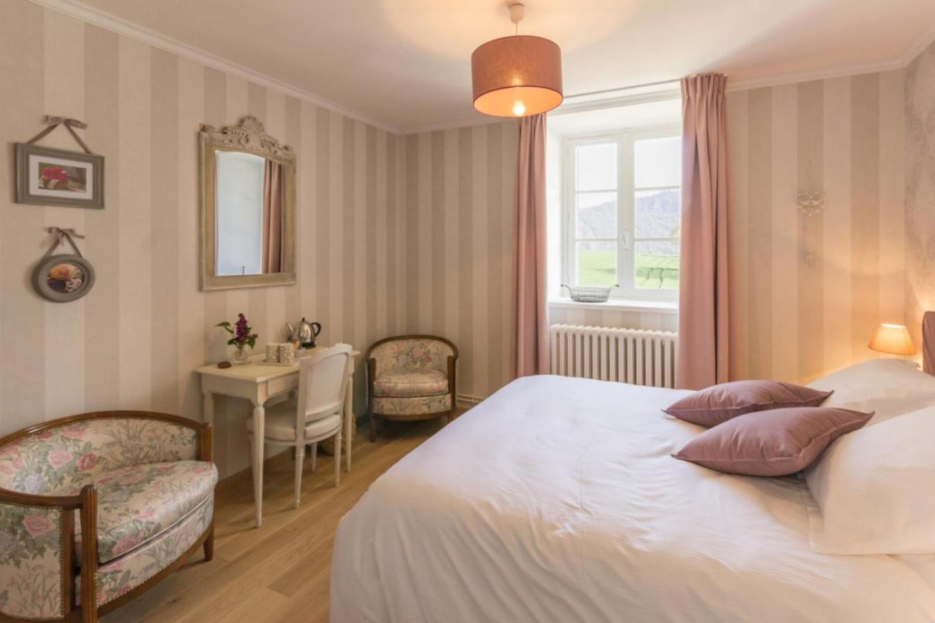Le Manoir de Placy - Chambres d'Hôtes view 4
