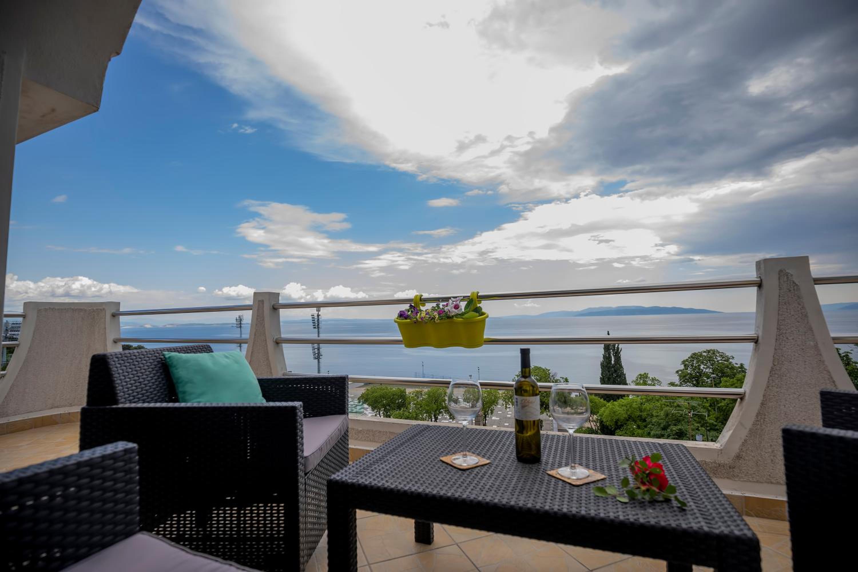Apartment Vita view 3