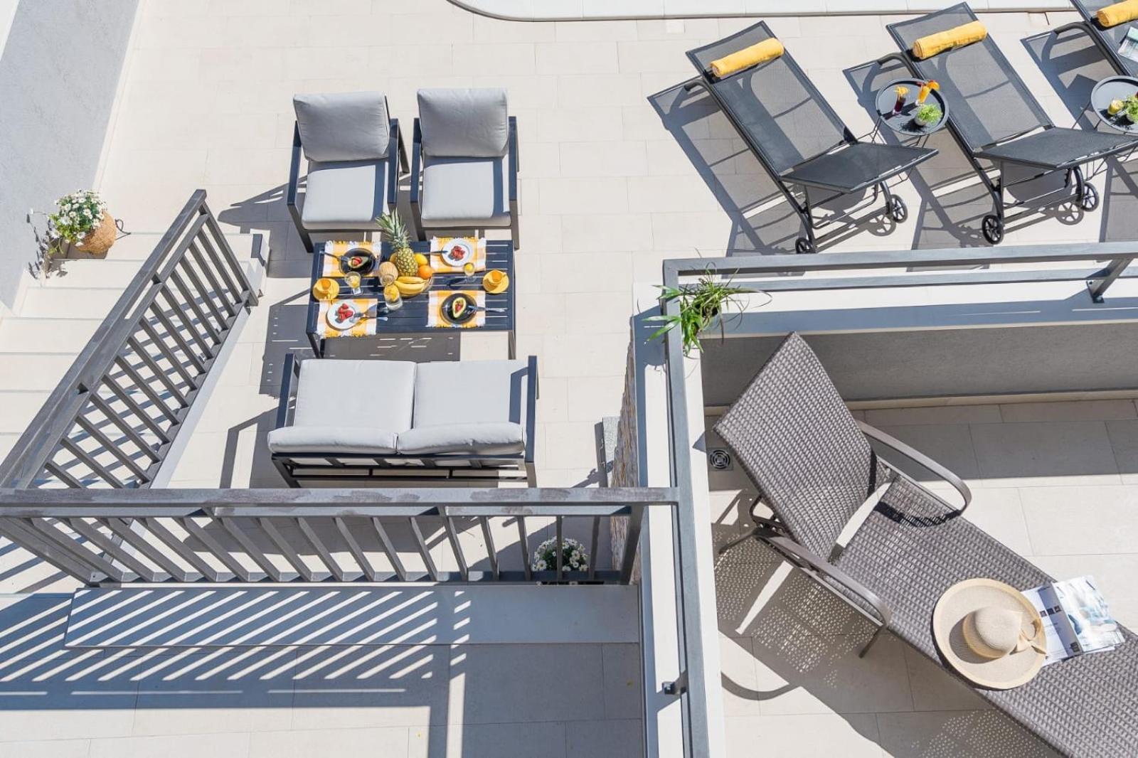 Villa Seaview with pool - Apartment Yellow view 3
