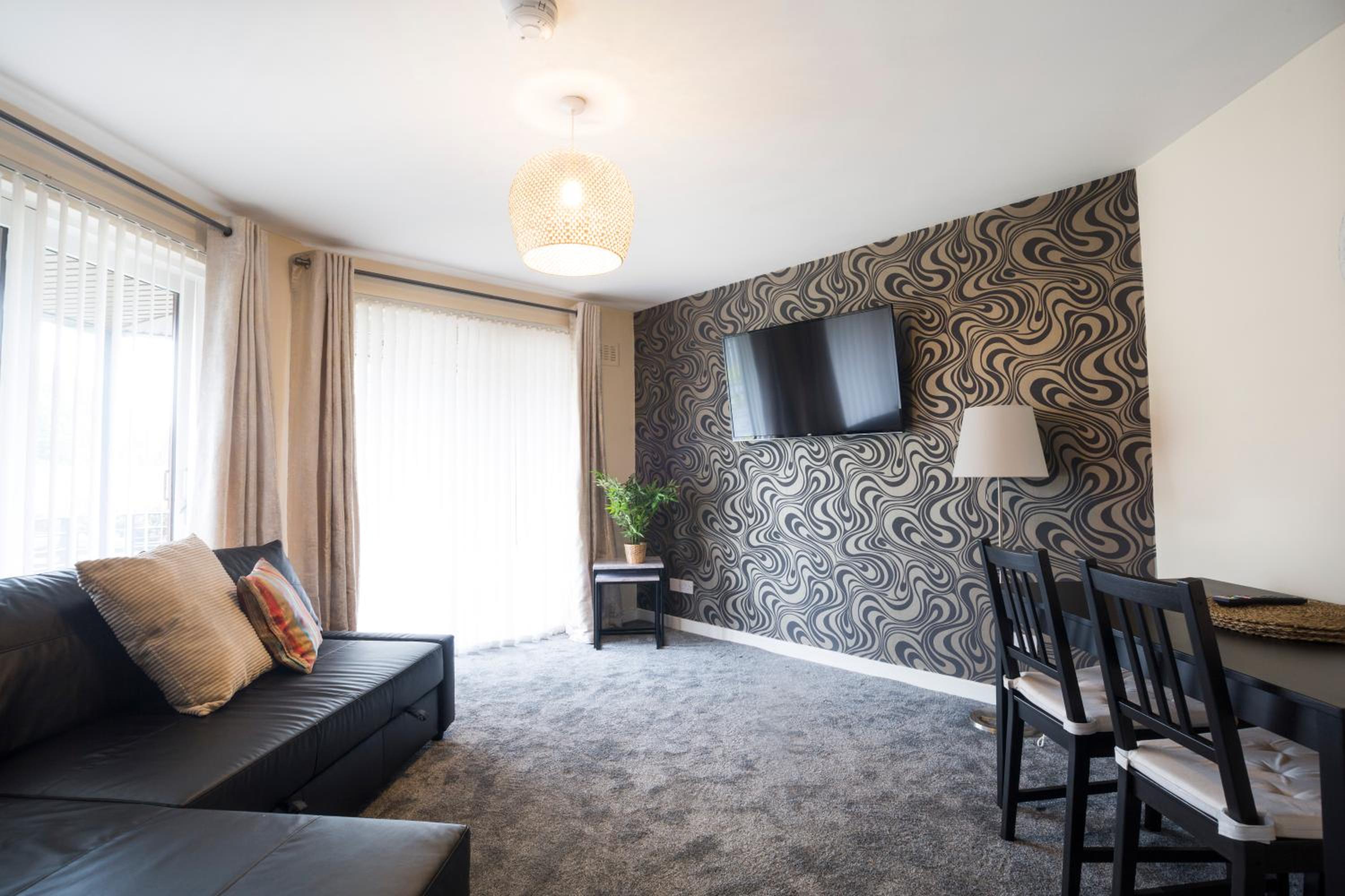 Lomond Serviced Apartments- Emirates