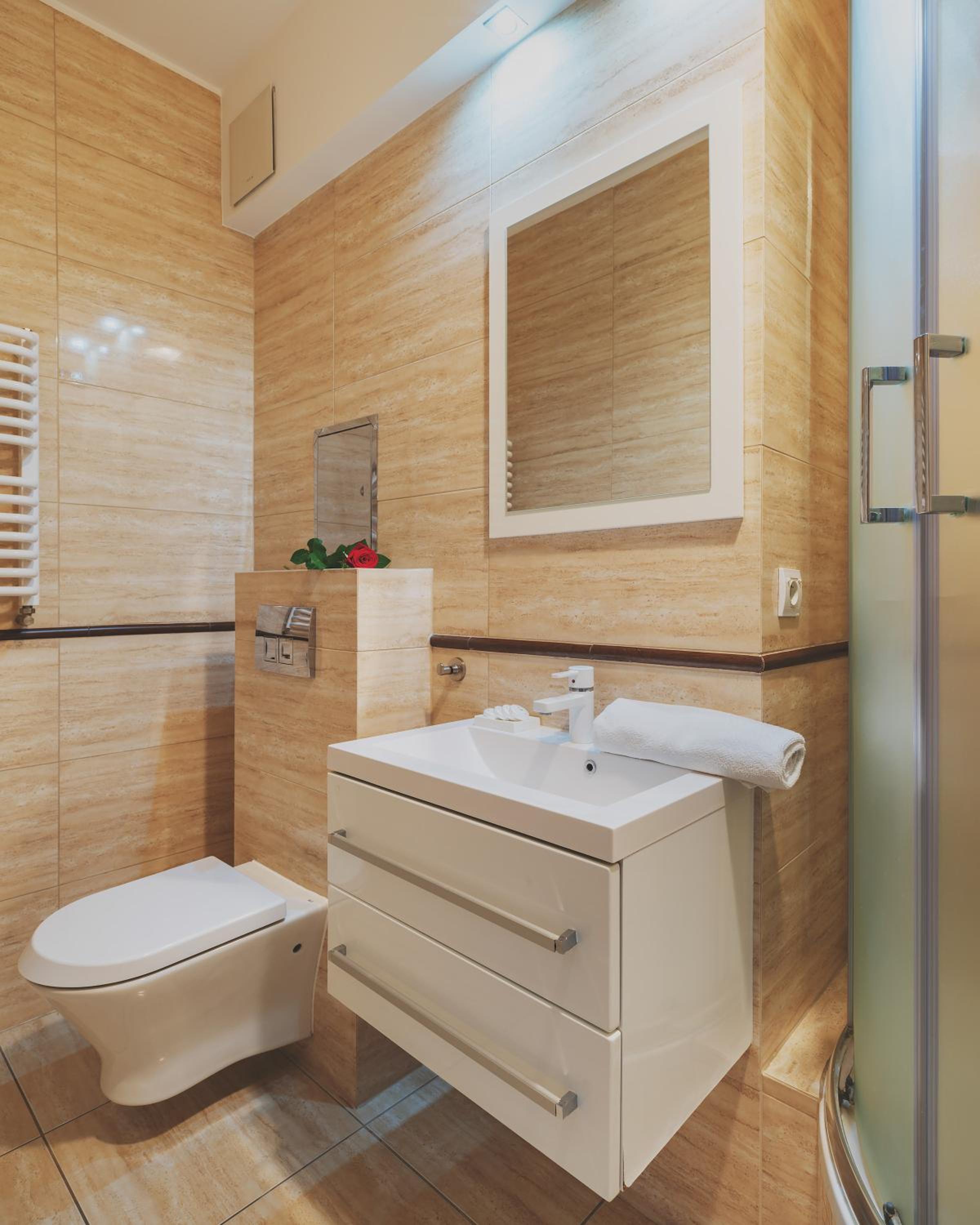 P&O Serviced Apartments FABRYCZNA