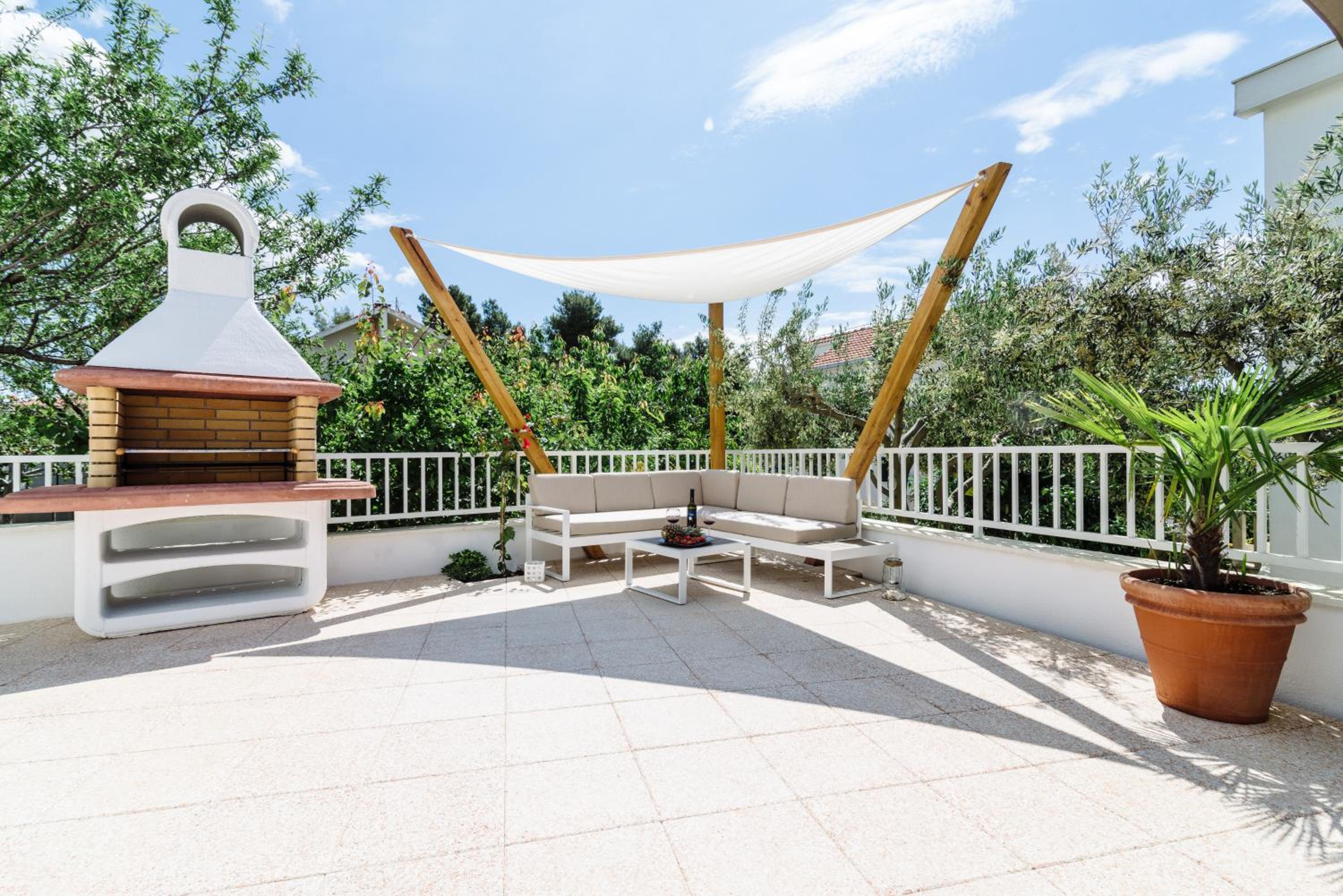 Apartments Villa Dalmatia view 3