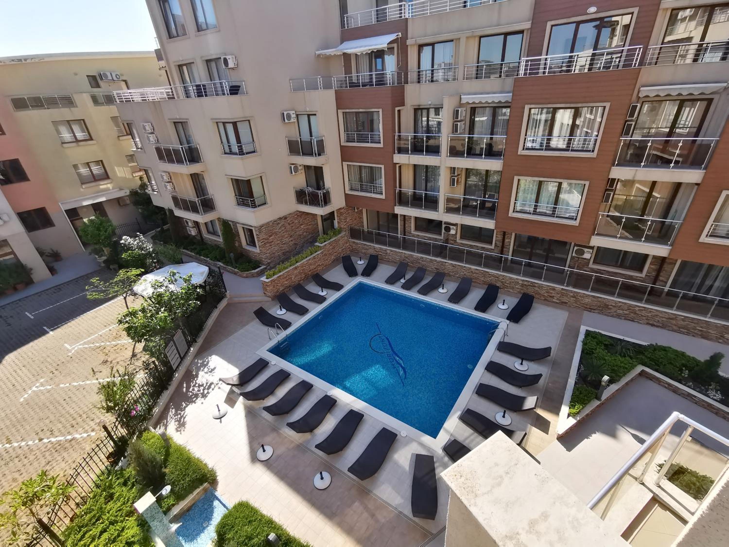 Horizon Apartments