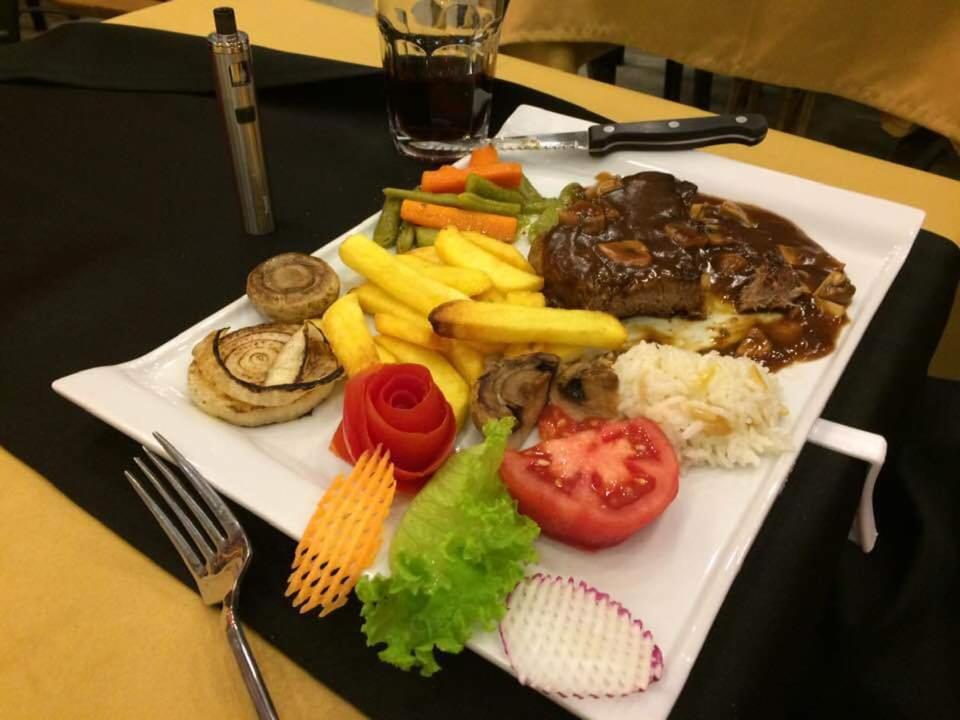 restaurant