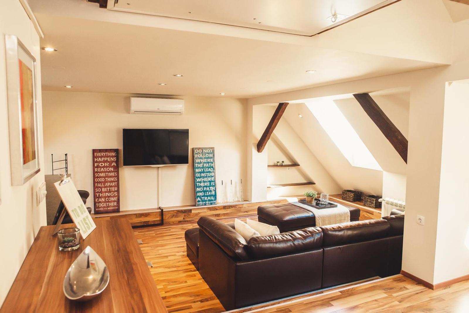 Hotel SKOL apartment - Image 1