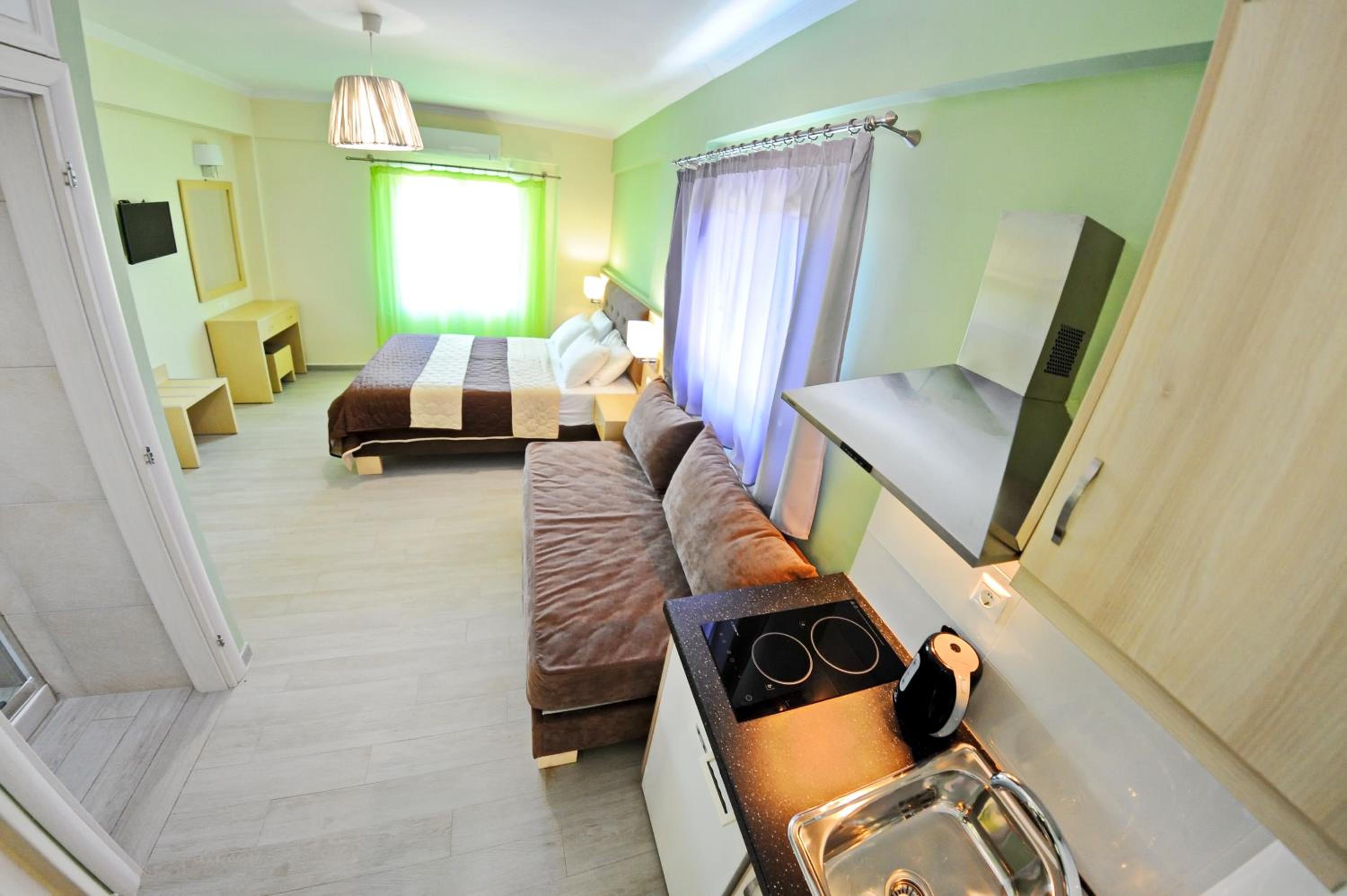 Vliho Bay Suites & Apartments photo 3