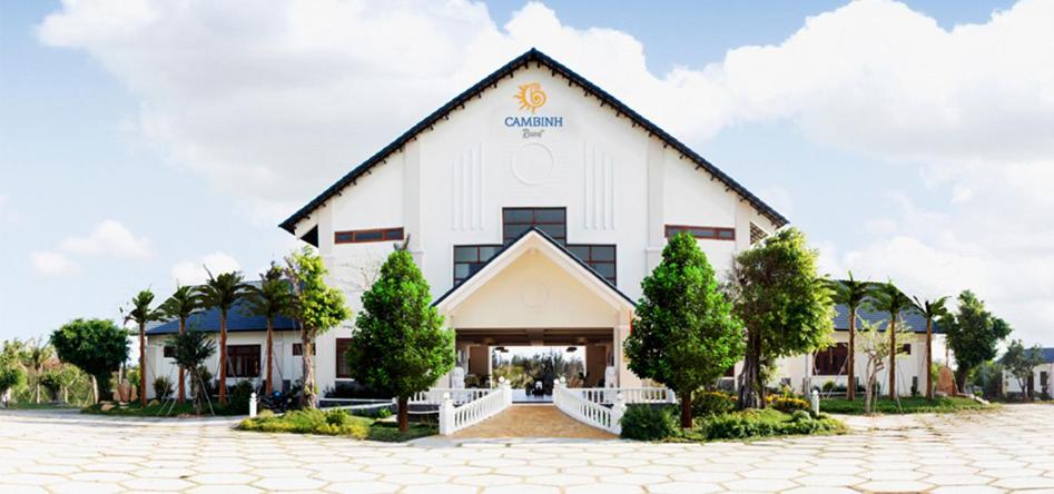 hotel building