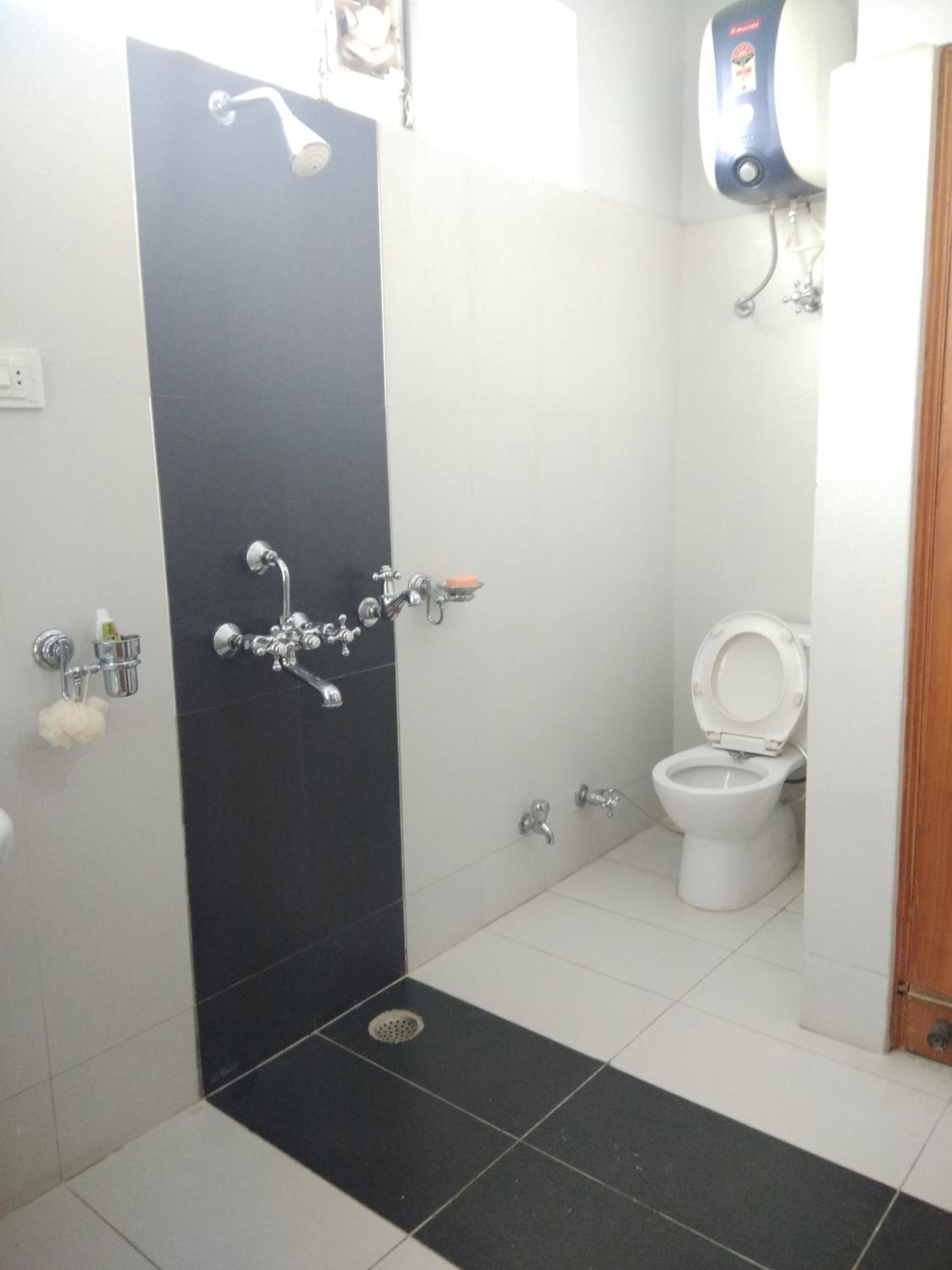 AMBIKA HOME STAY