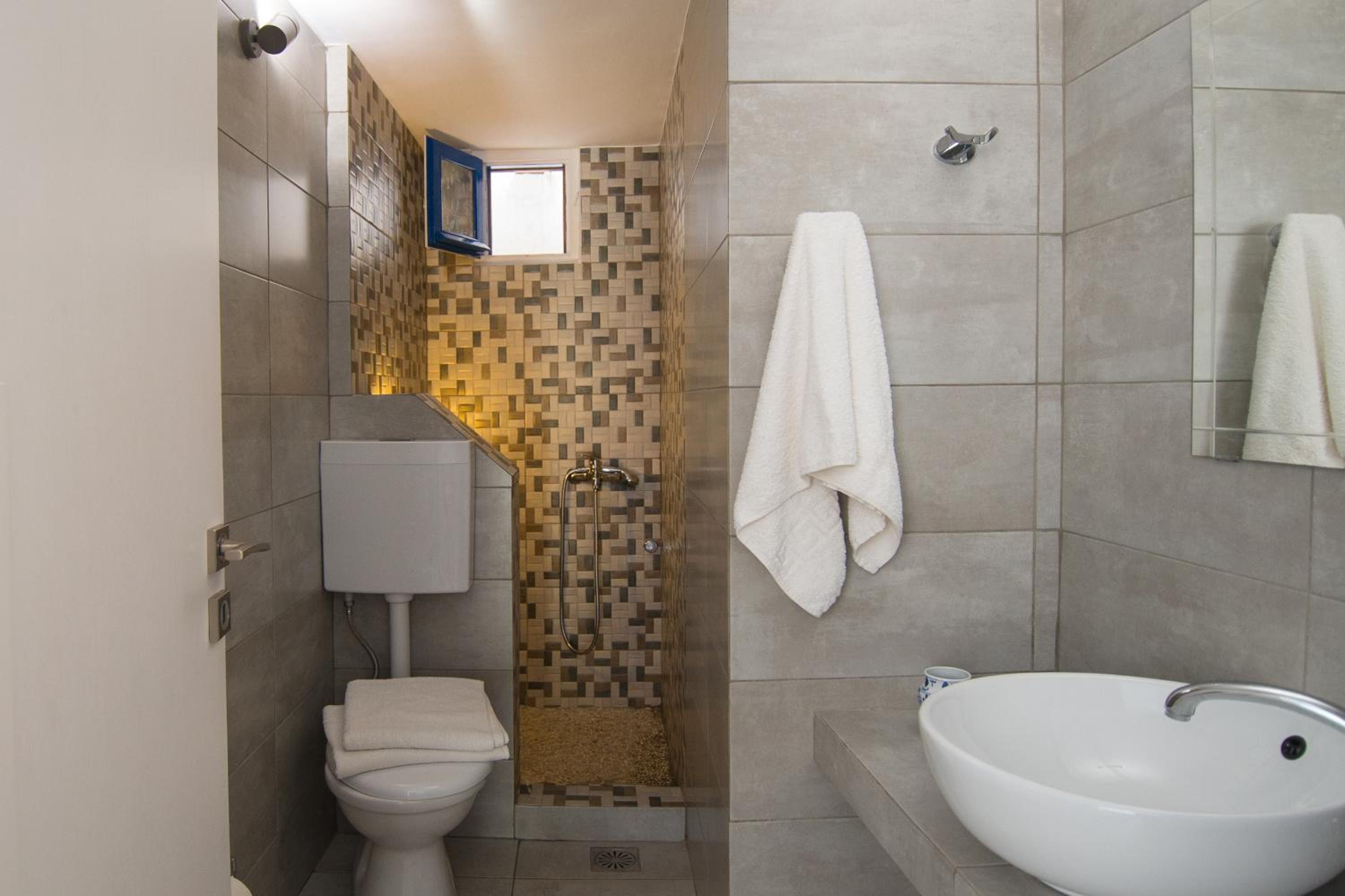 Evgenia Rooms and Apartments