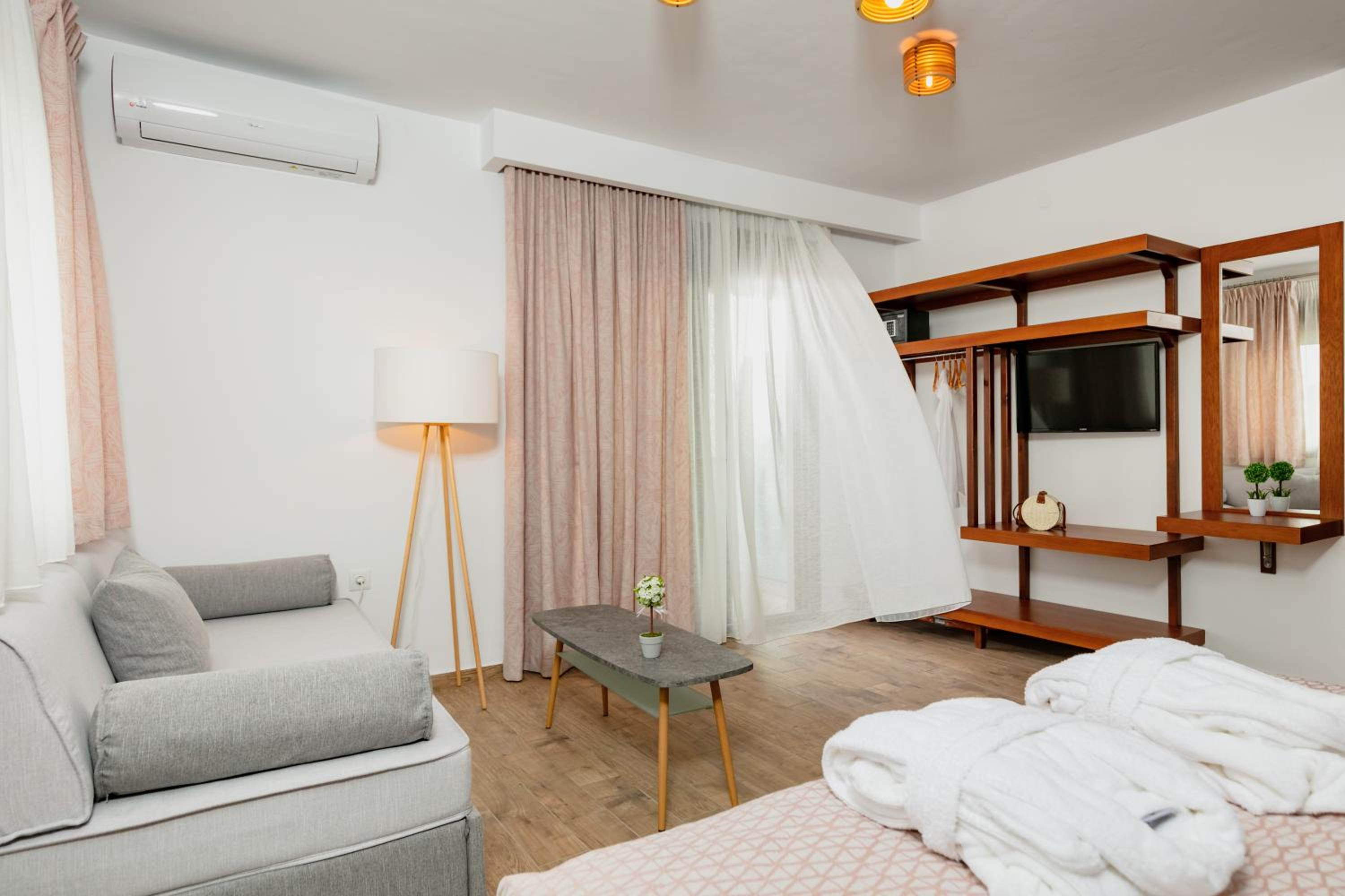 DIKAP Luxury Aparts view 2