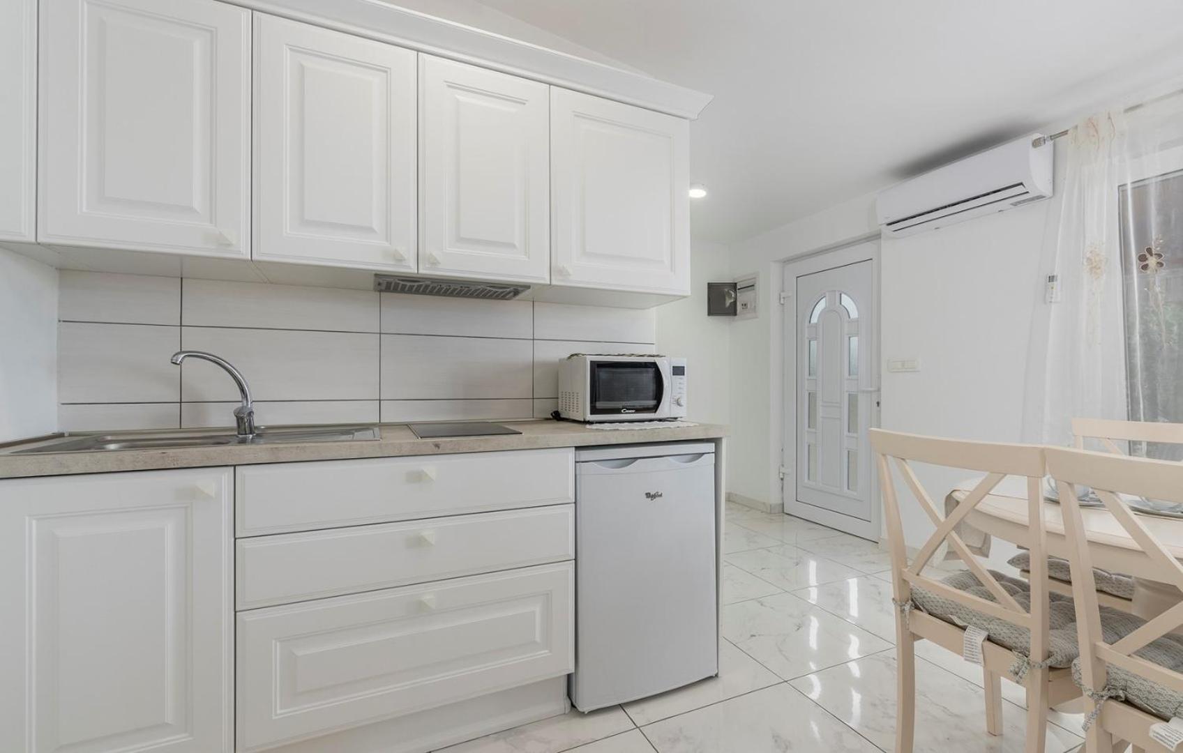 Apartment Complex Blazevic view 4