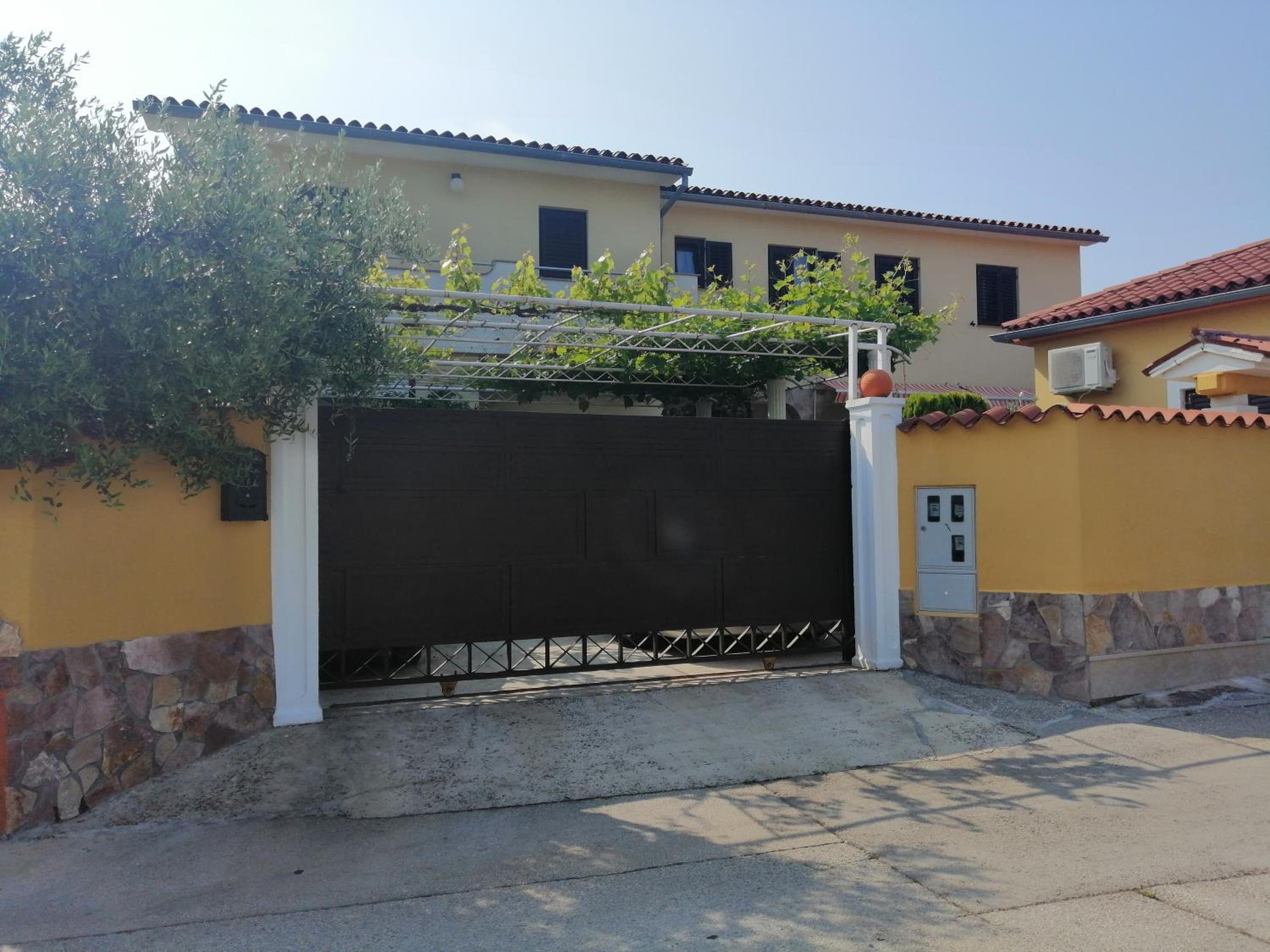 T&D Apartmani view 2