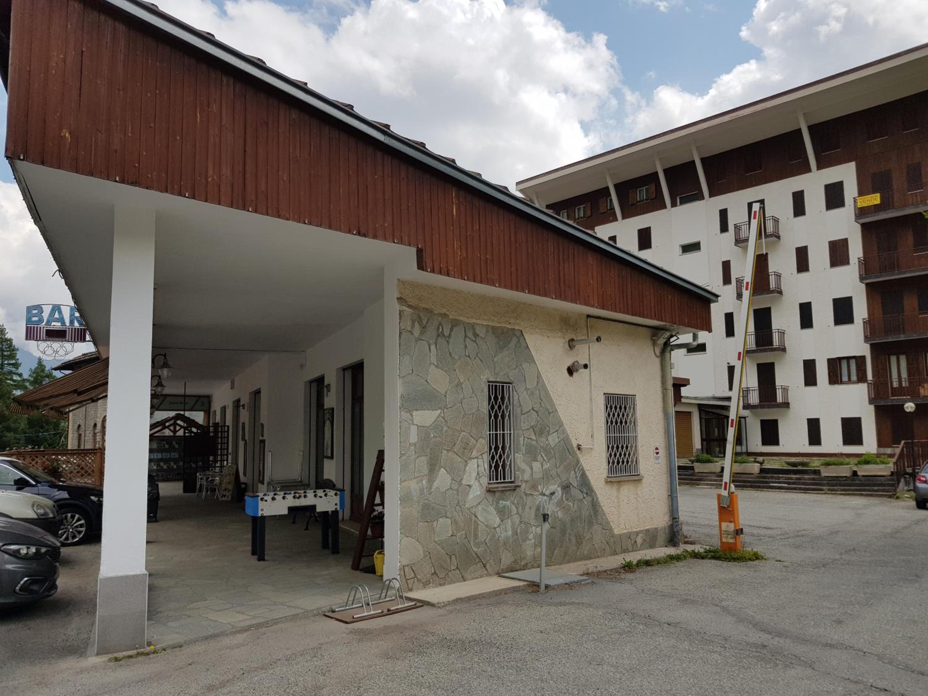 Hostsrevolution Pragelato view 4