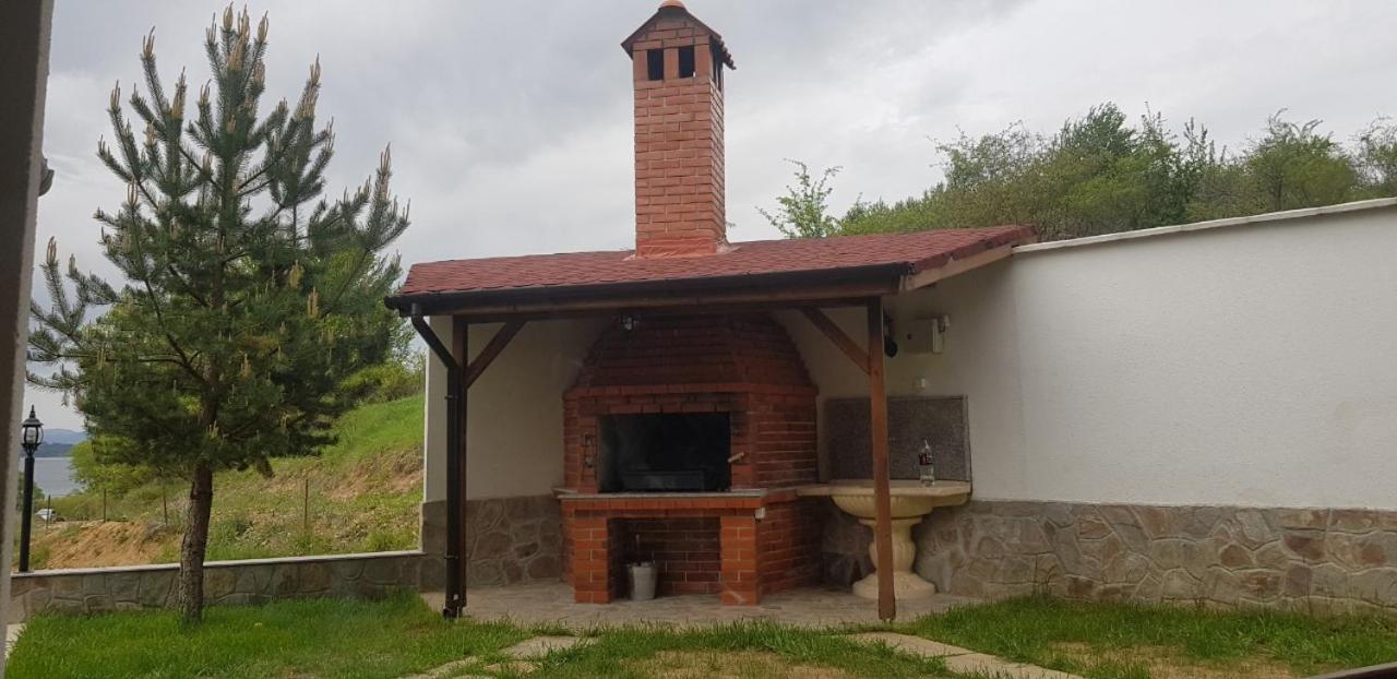 Ilievi Guest Houses