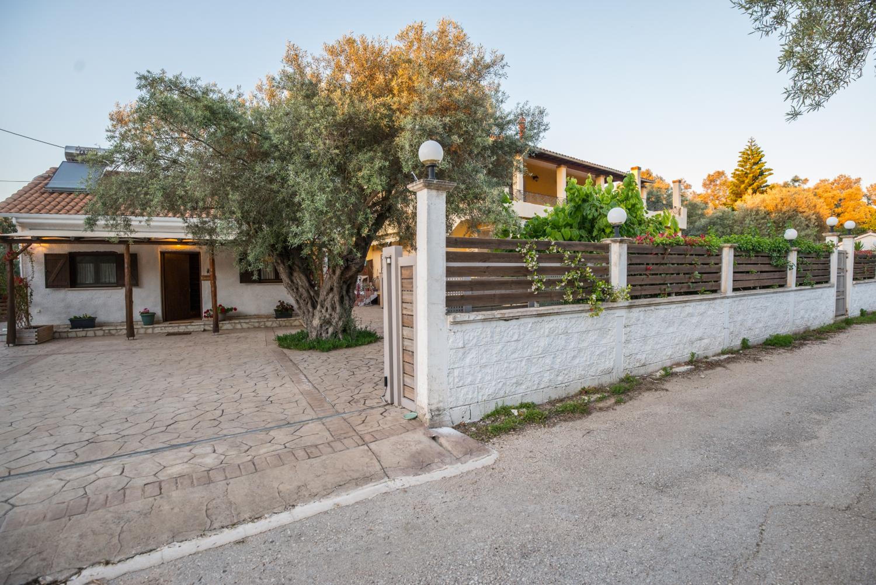 Averta Apartments photo 2