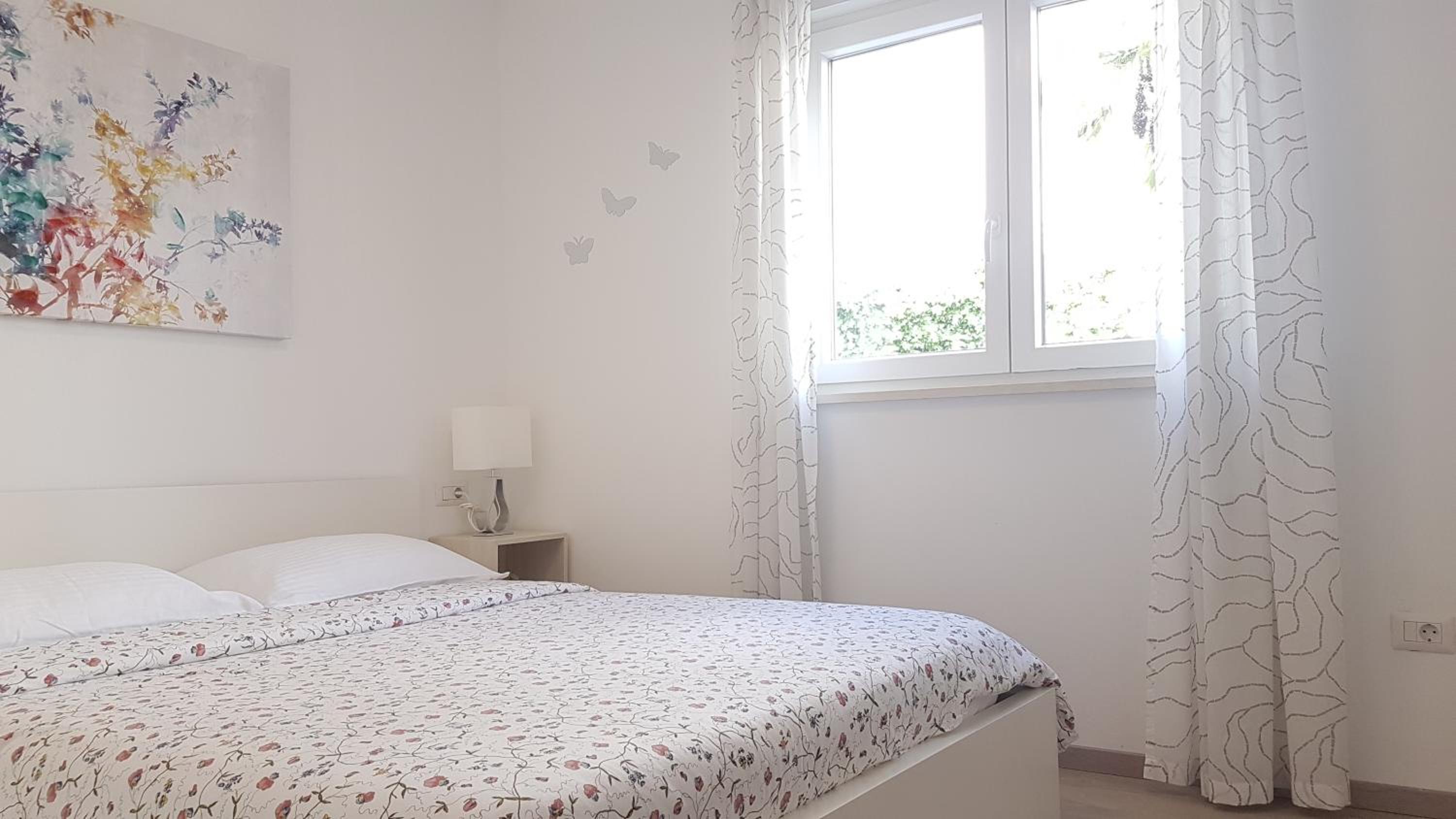 Luna Apartment