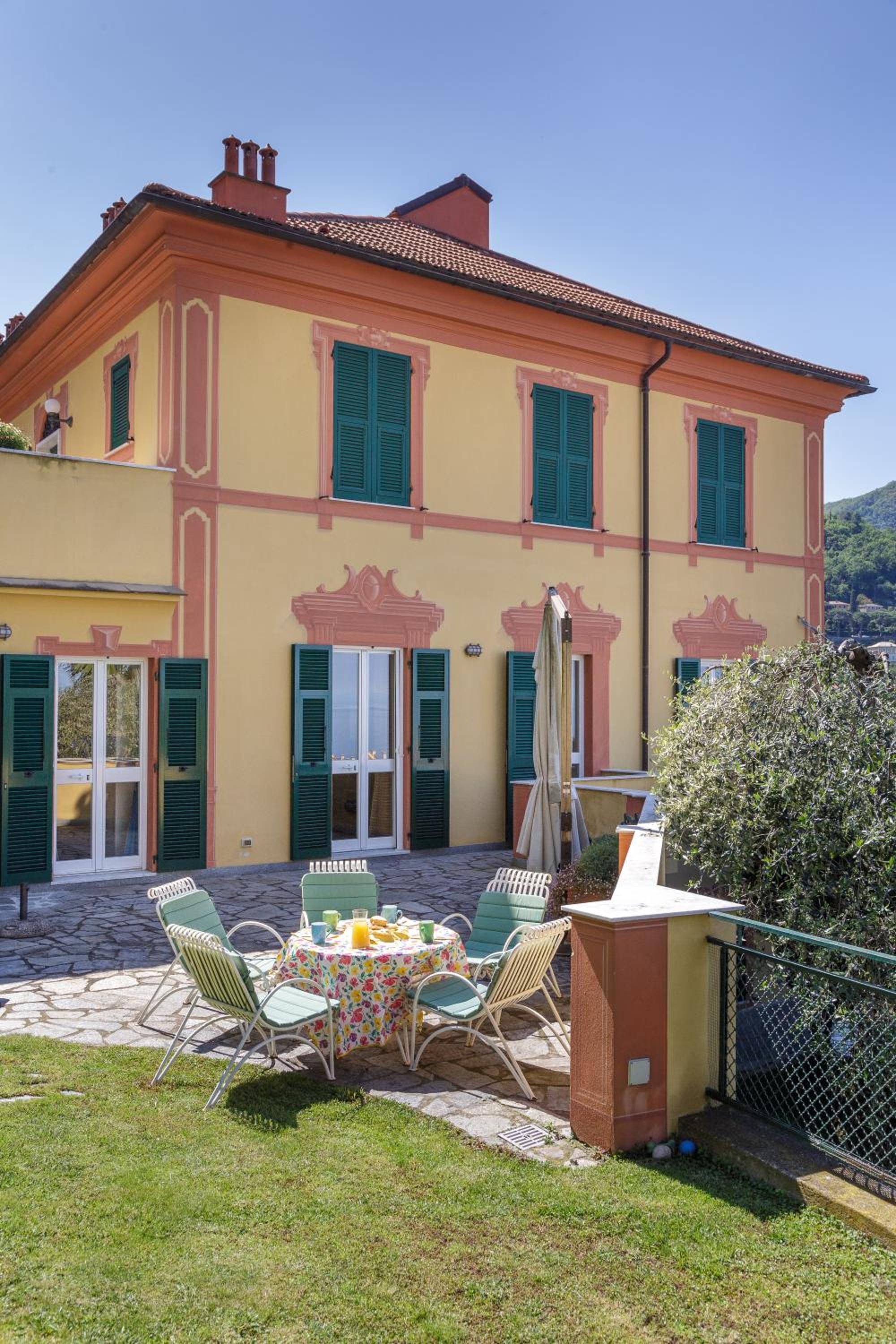 Villa Aurora view 2