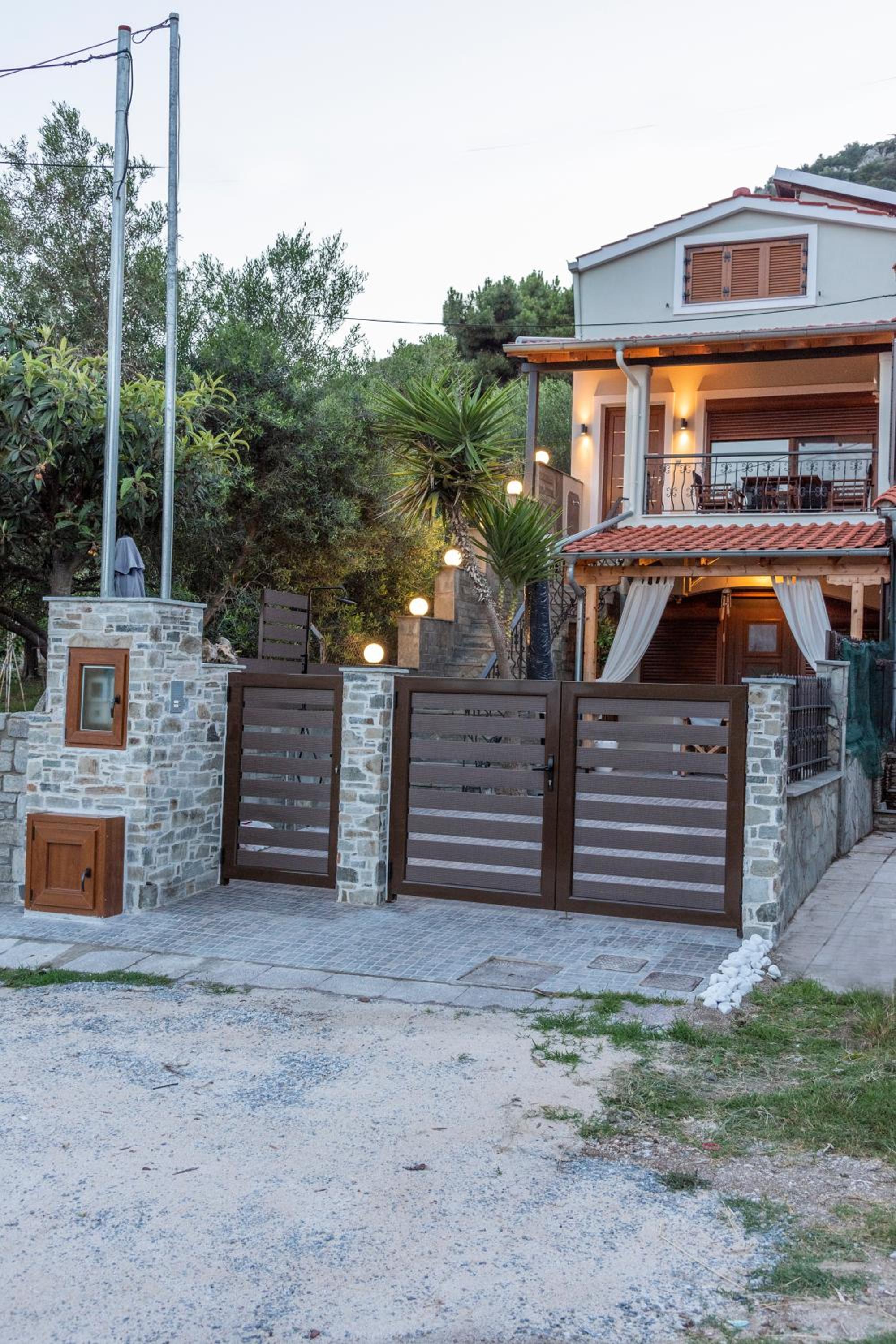 Cavas Luxury Apartments view 2