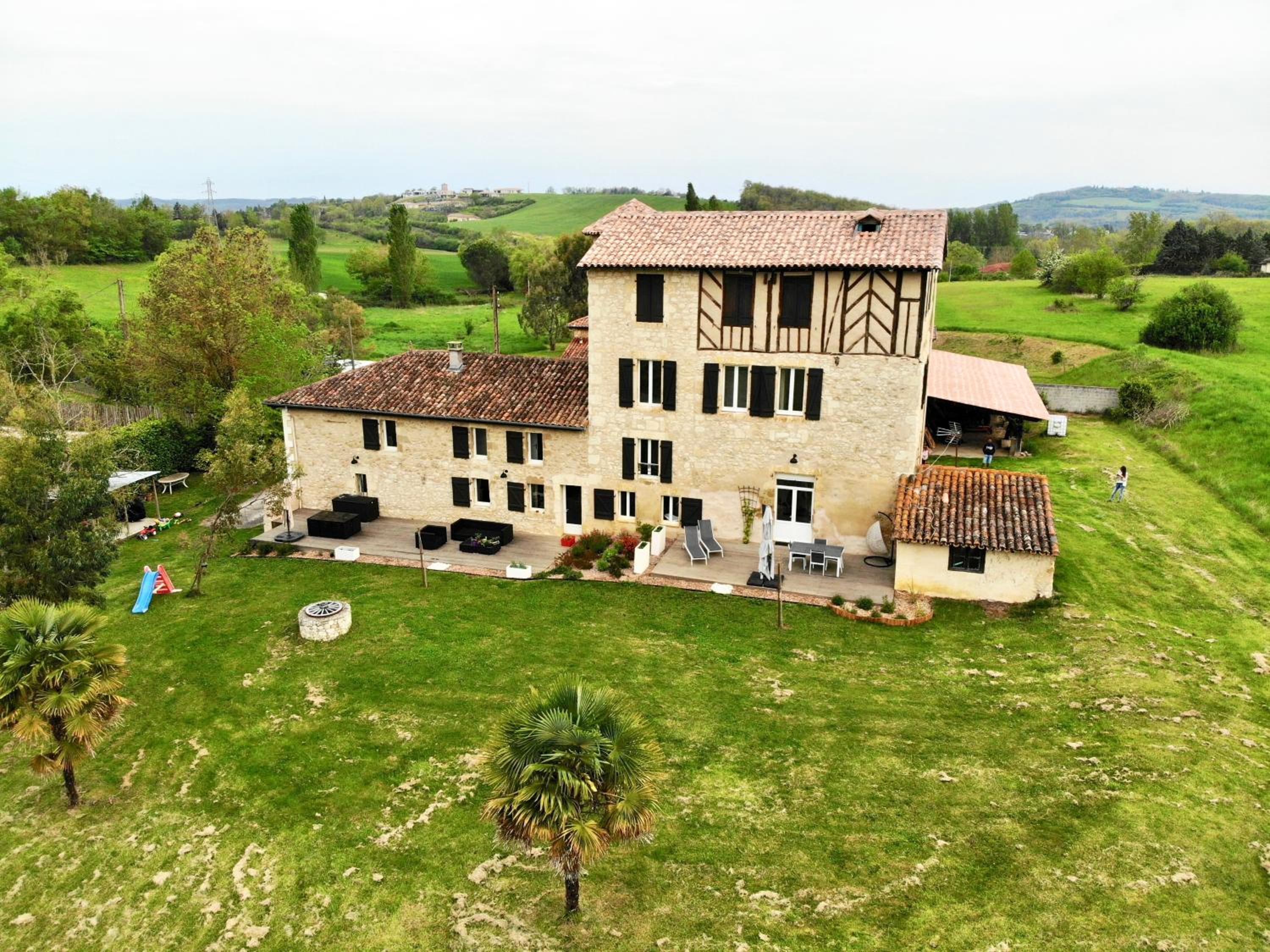A CLAIREFONTAINE