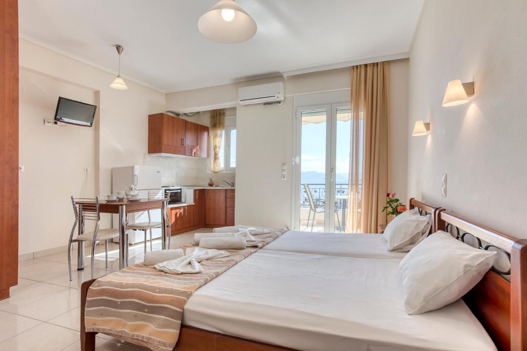Niovi Luxury Apartments view 2