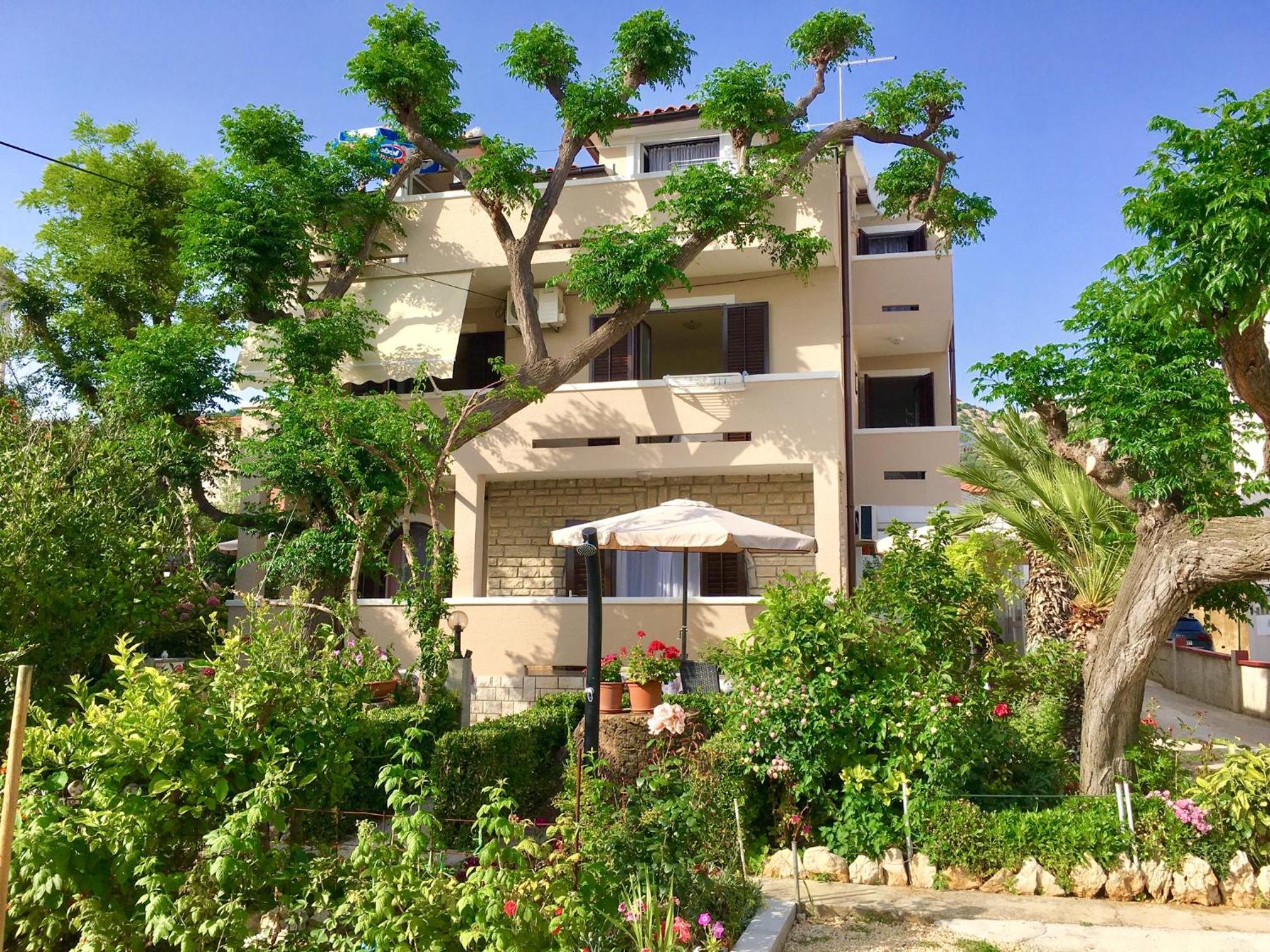 Apartments Fabijanić