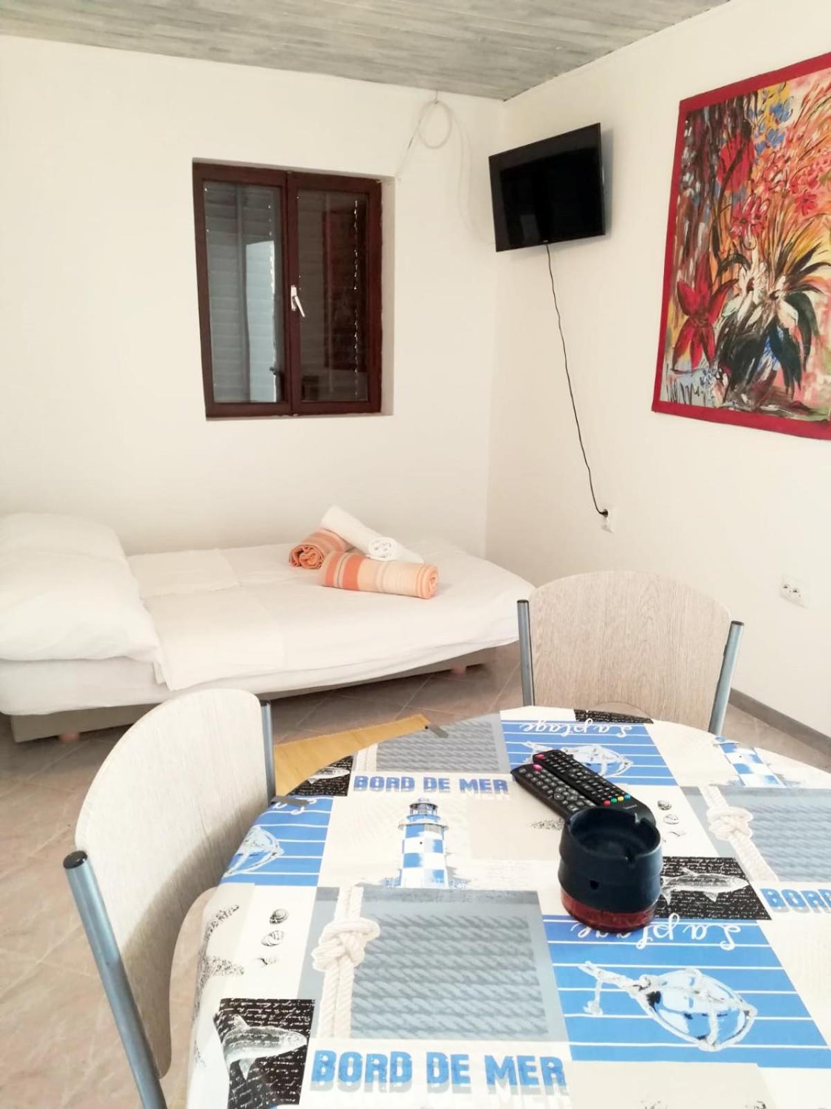 Photo 46