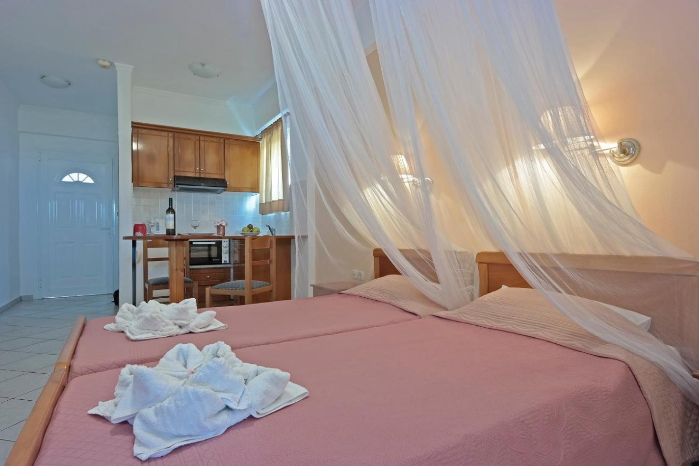 Theodosia Apartments photo 4