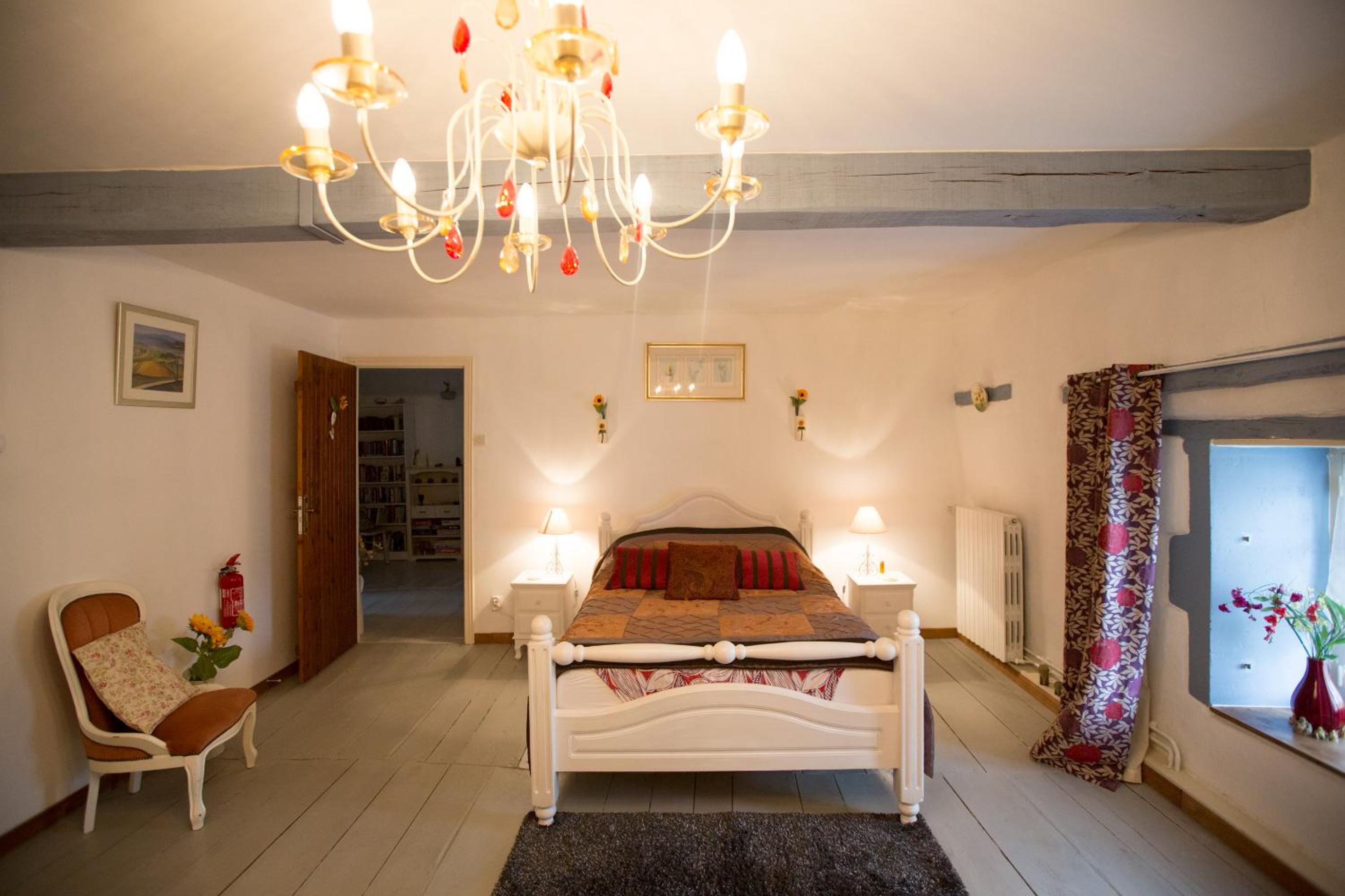 La Maison Des Fleurs view 3