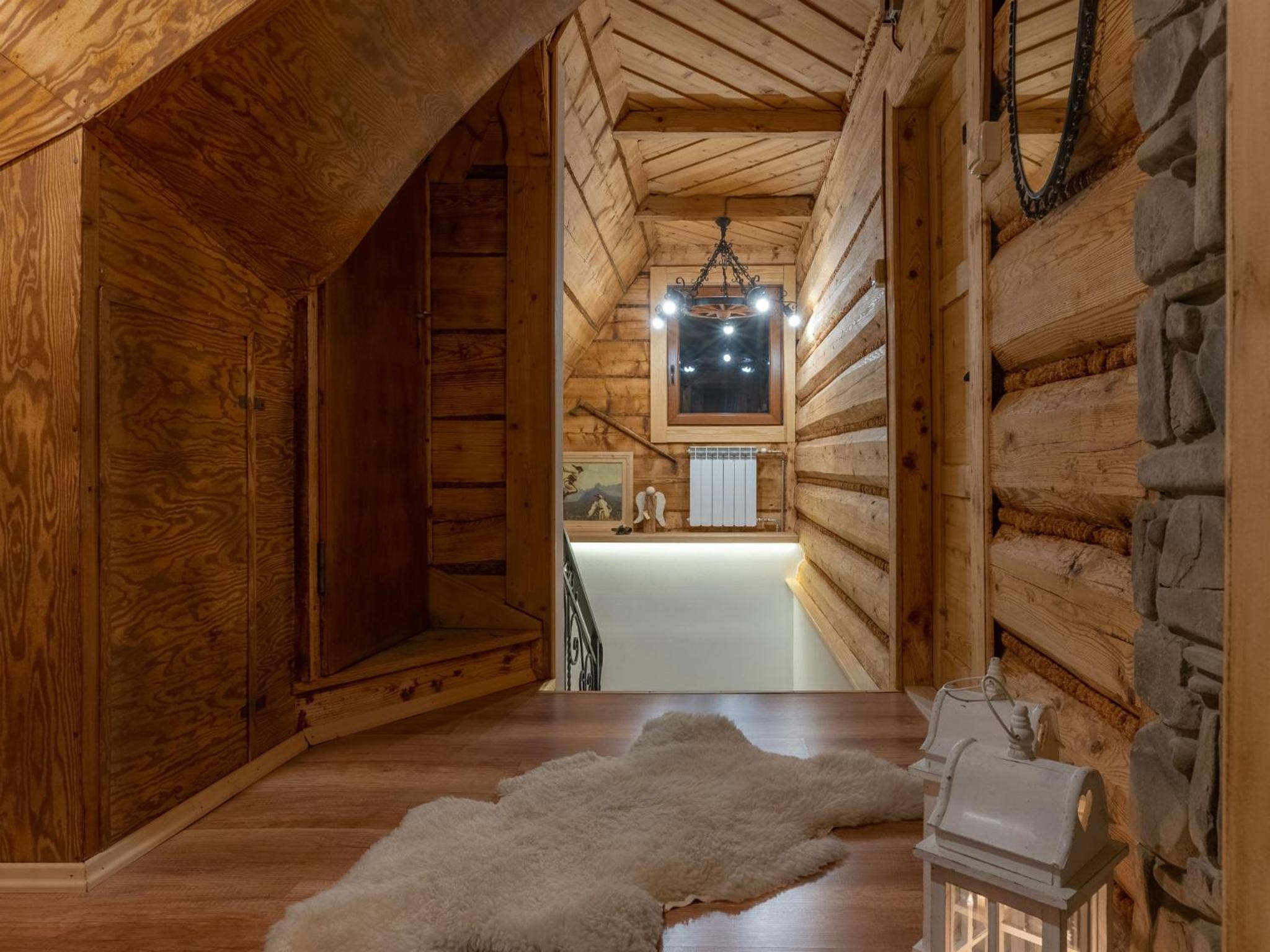 Folk Home