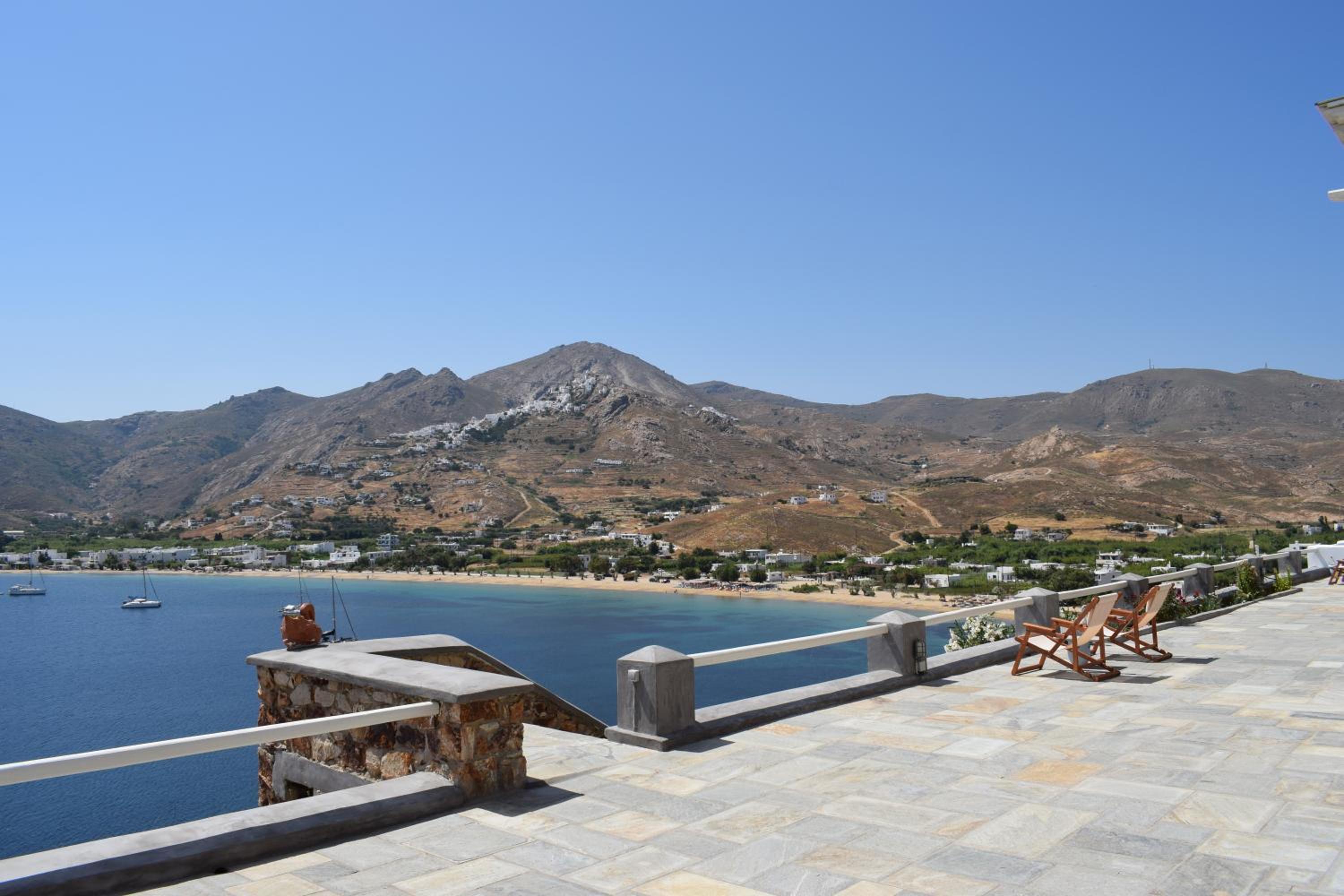 Studios Niovi Serifos