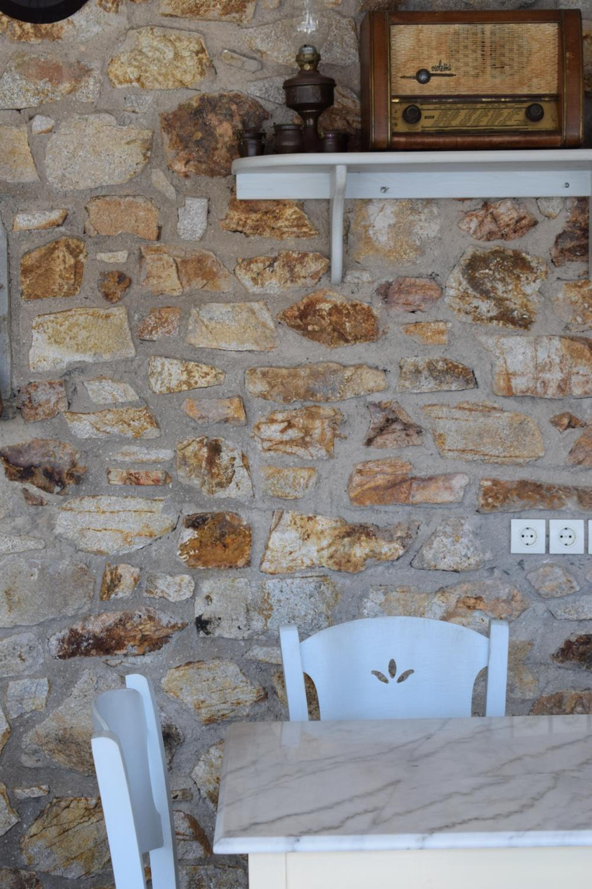 Studios Niovi Serifos
