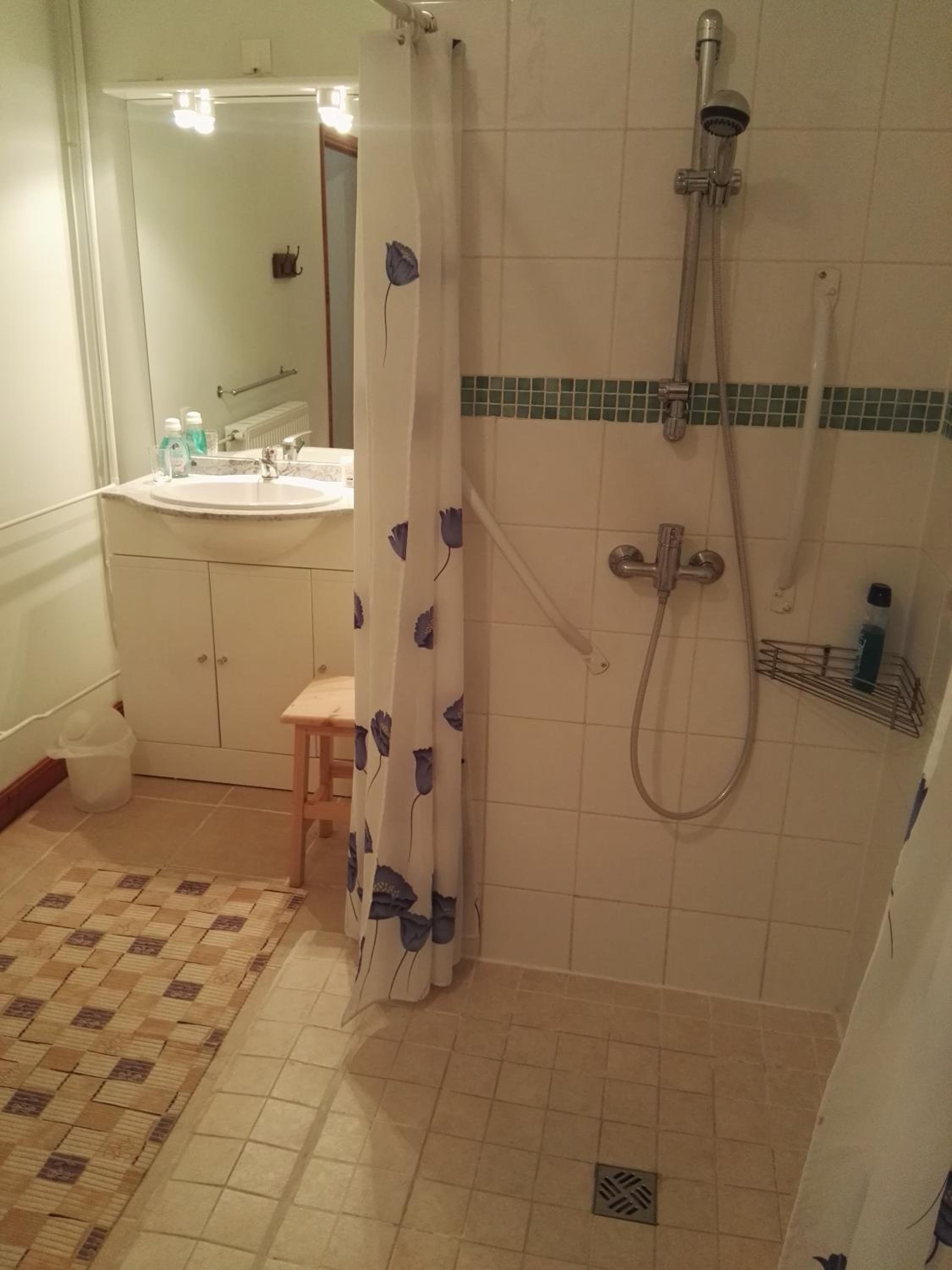 Photo 16