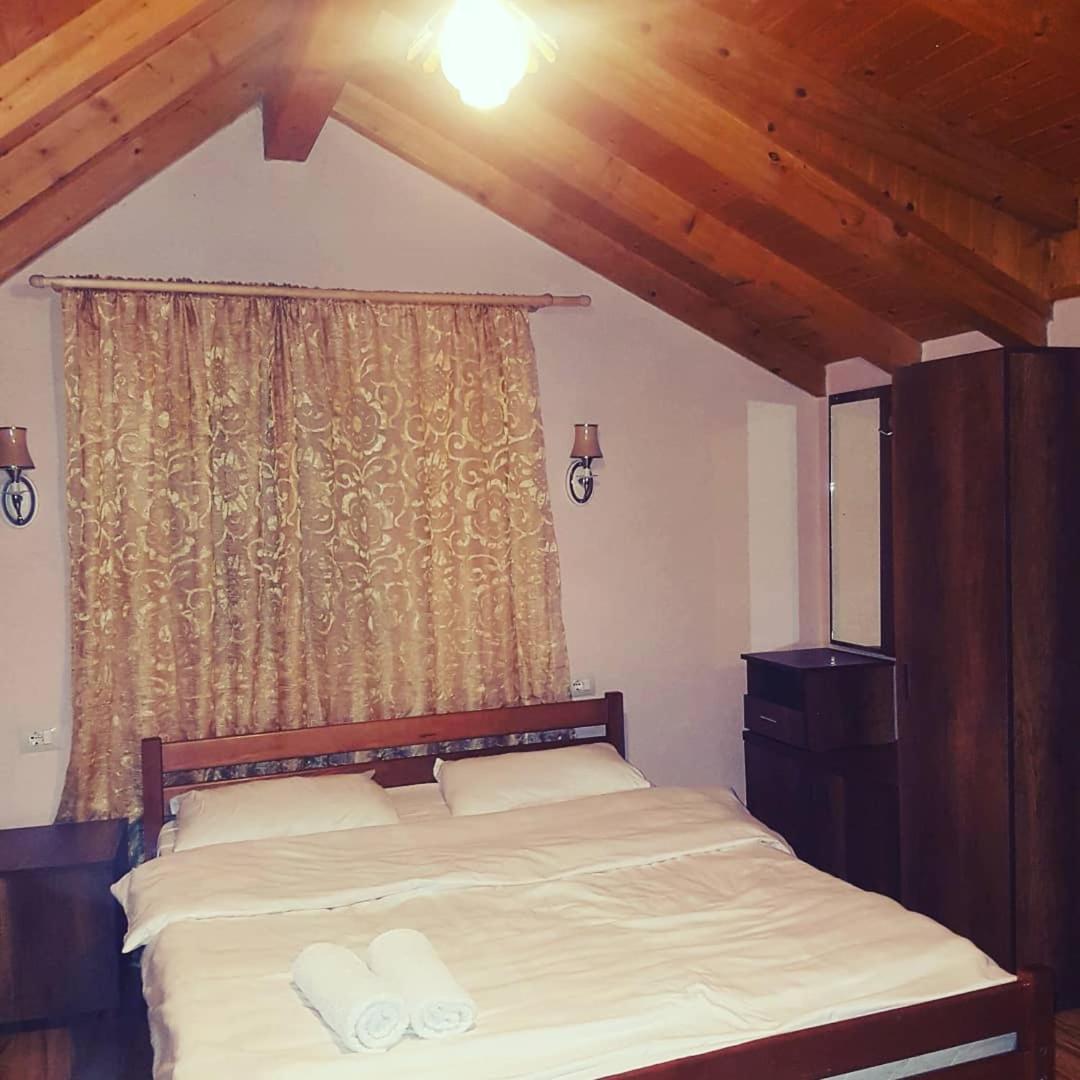 Hotel Krojet e Rrogamit