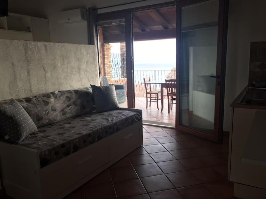 INCANTEVOLE TERRAZZA SUL MARE wifi e piscina photo 3