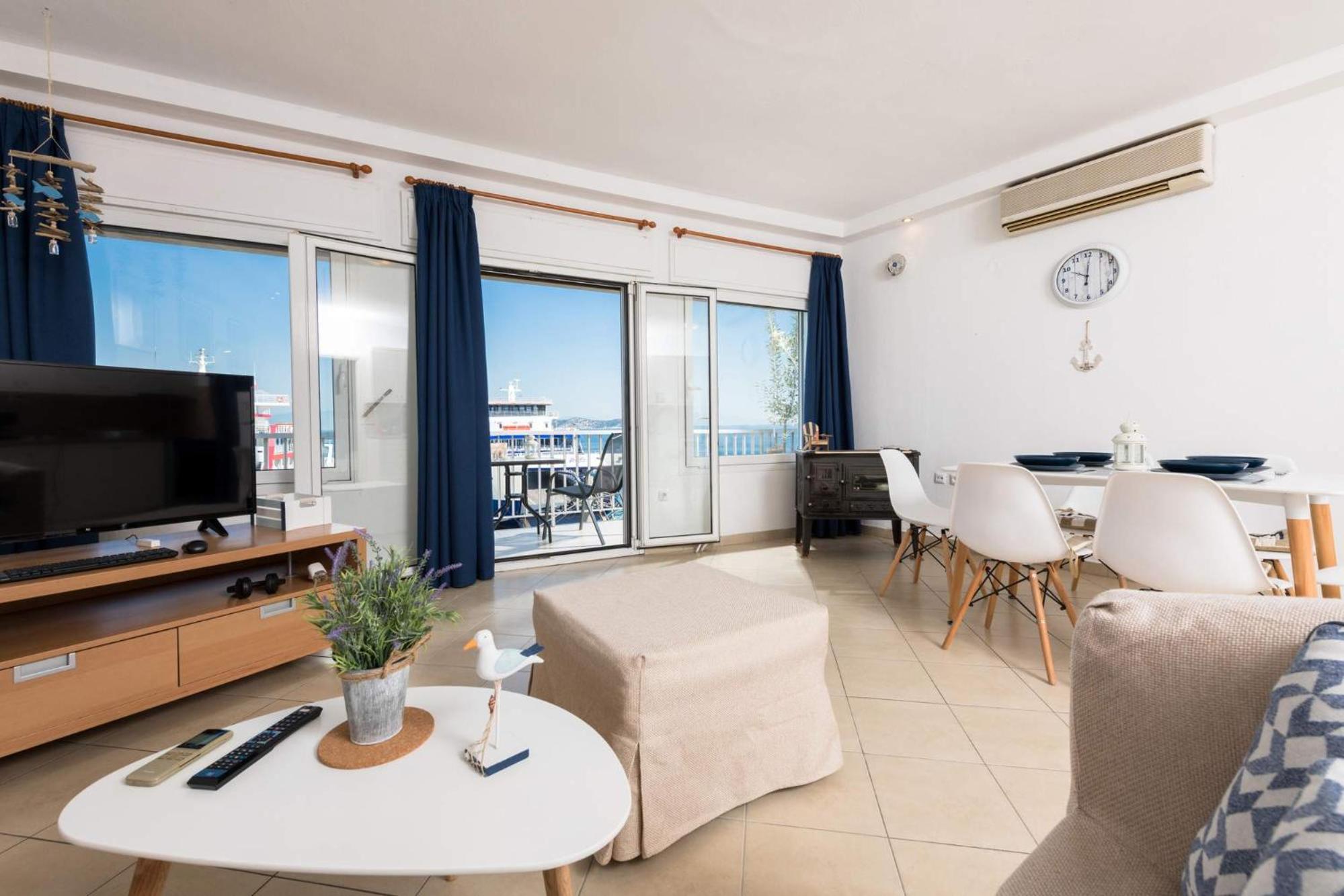 Promenade Sea View Apartment view 2
