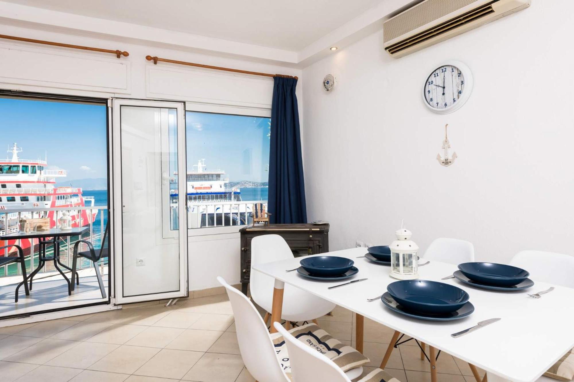 Promenade Sea View Apartment view 4