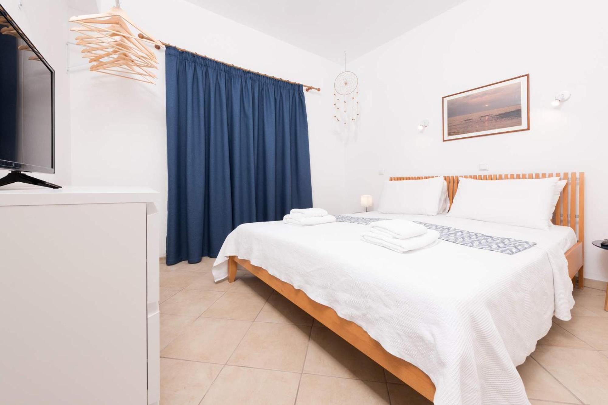 Promenade Sea View Apartment view 3