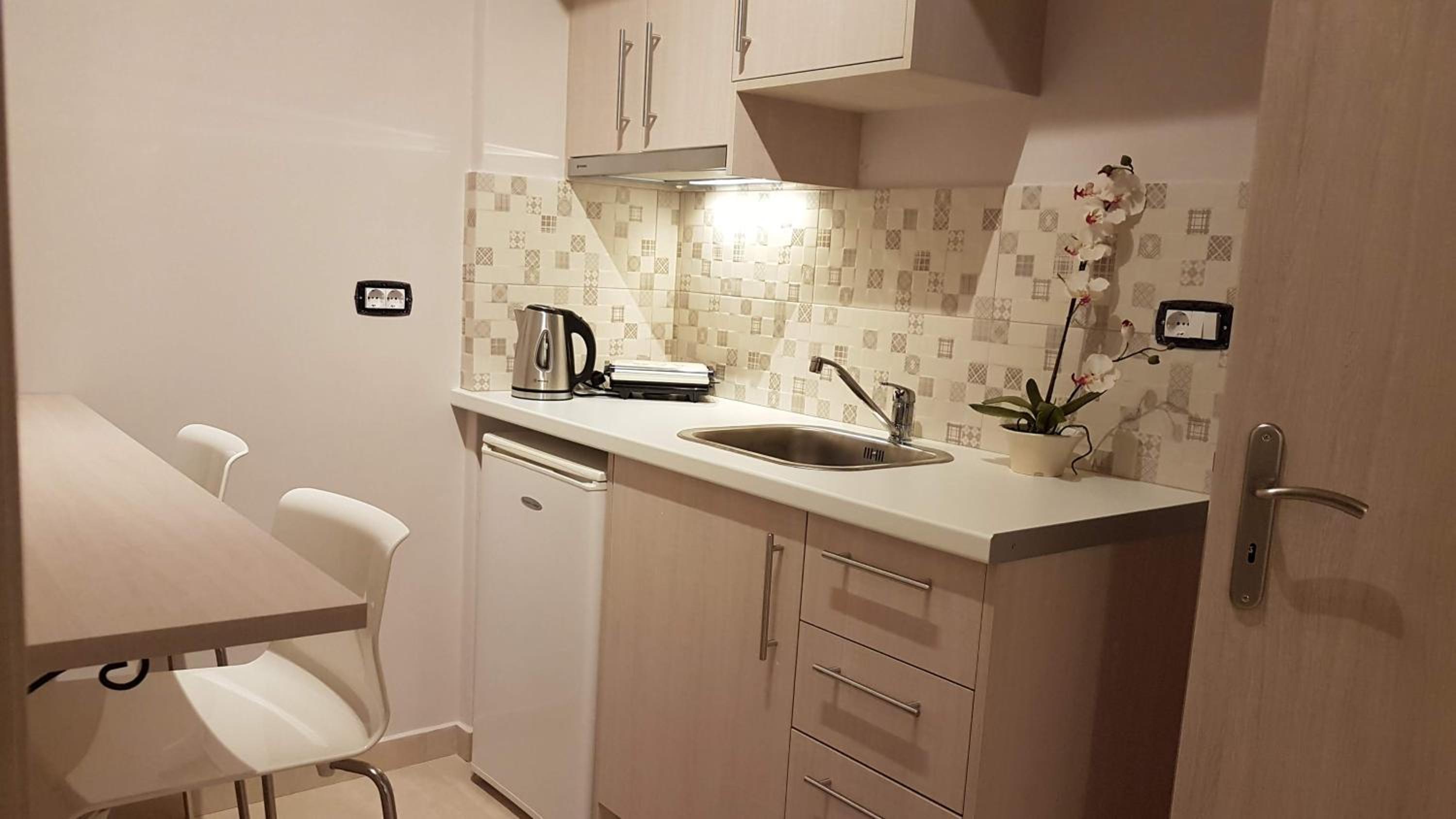 Vito's Parga View Apartments