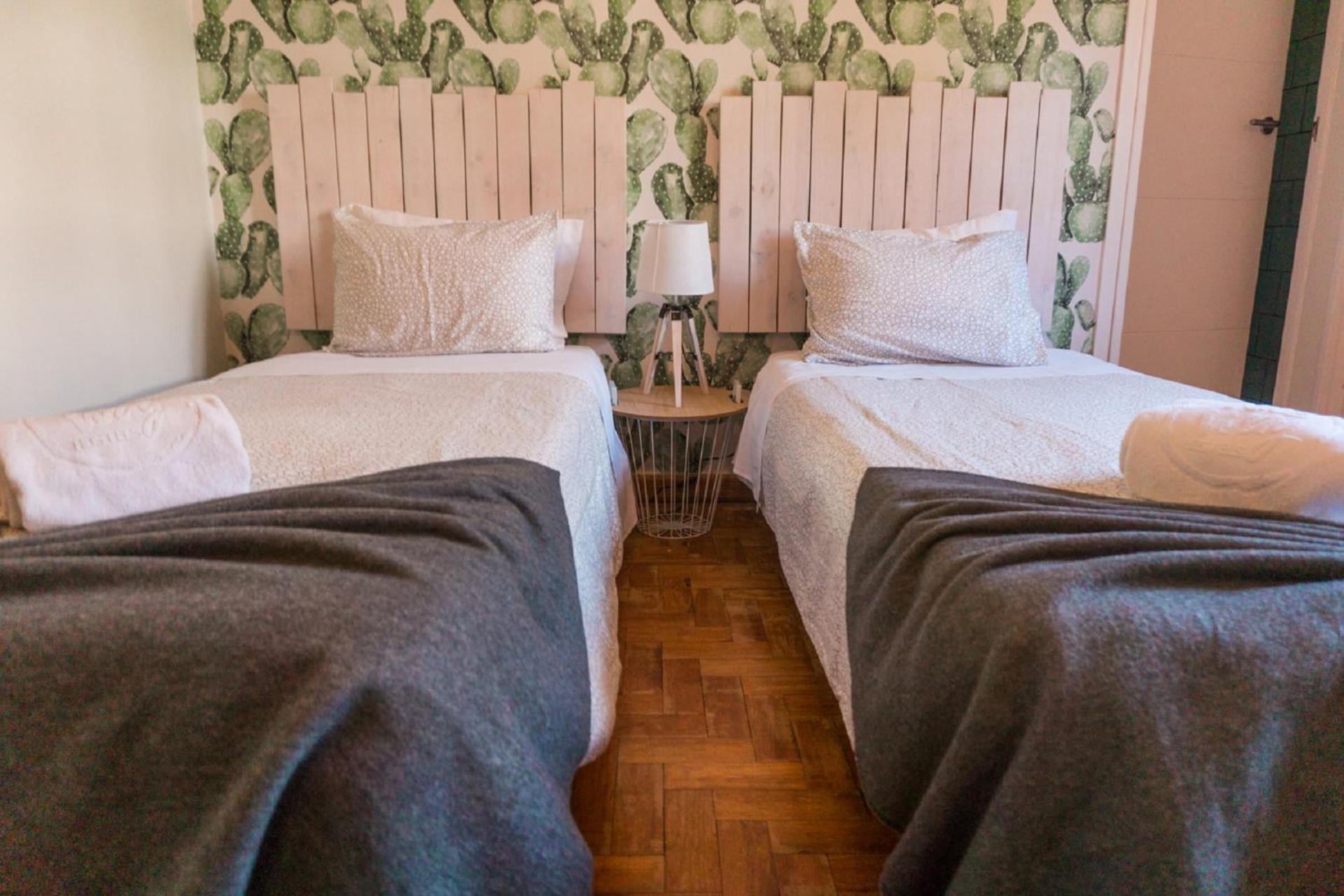 Nice Way Cascais Hostel & Surf Camp