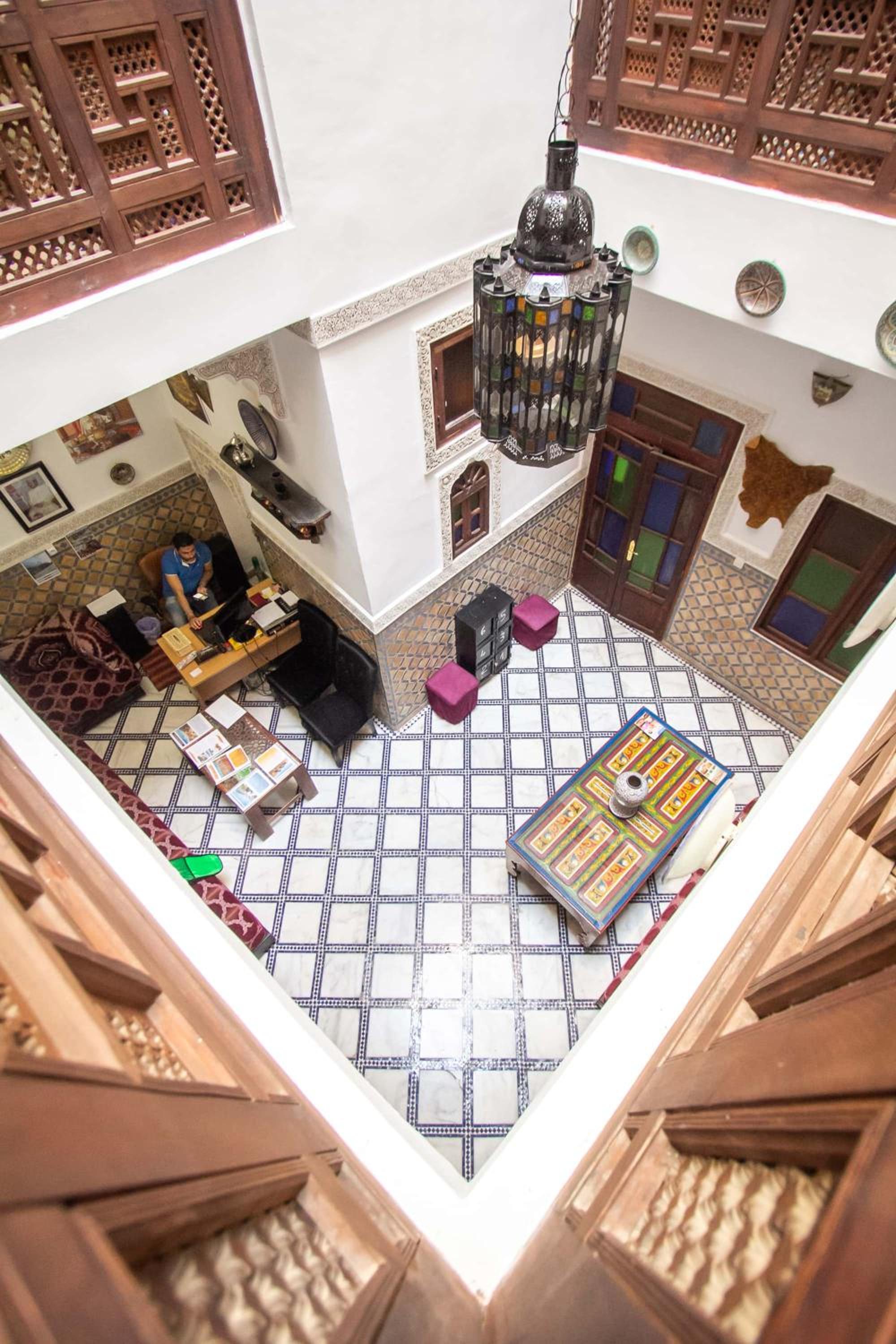 Hostel Amir