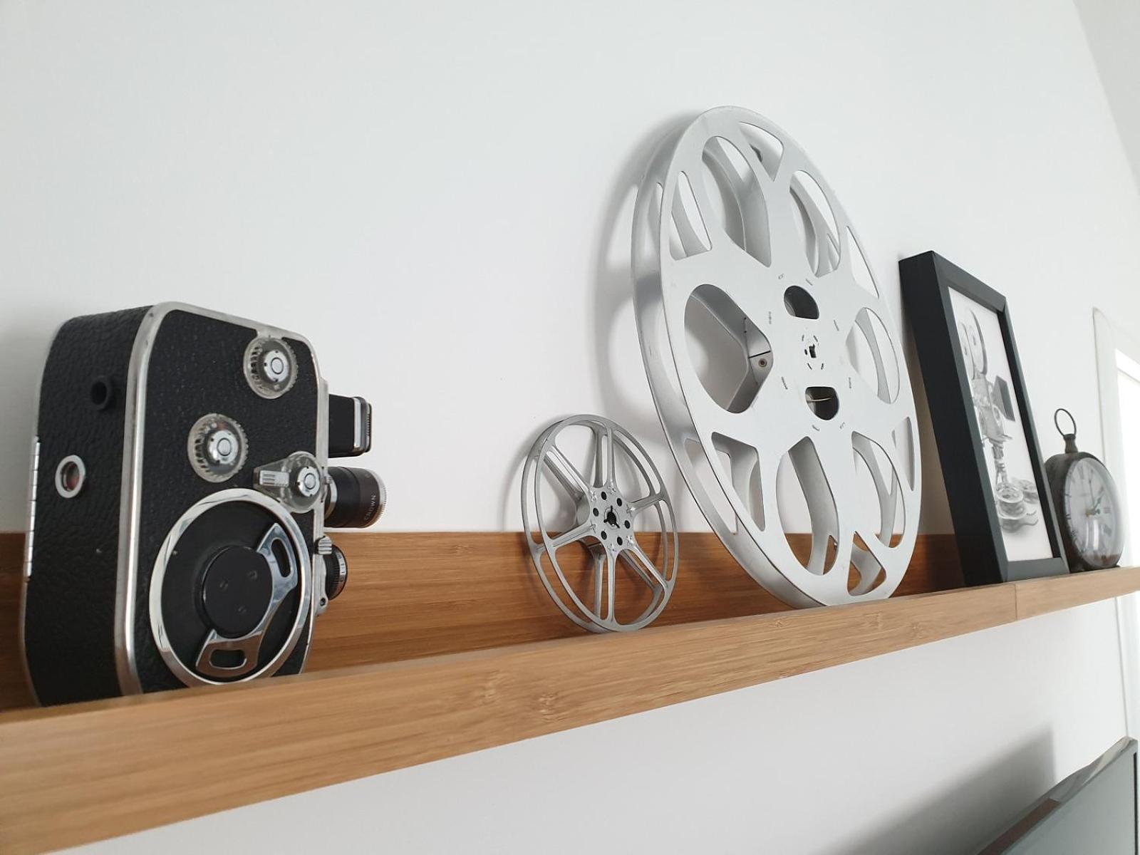 Apartment Movie view 2