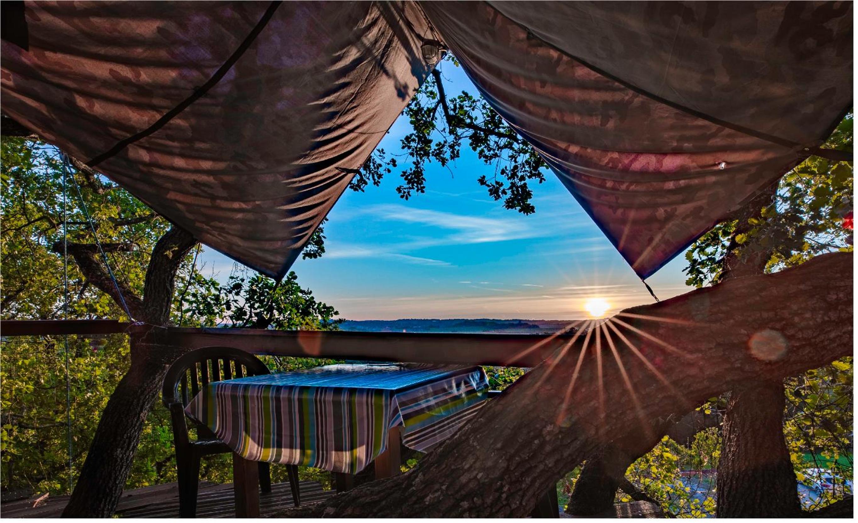 B&B La Cabane Insolite view 4