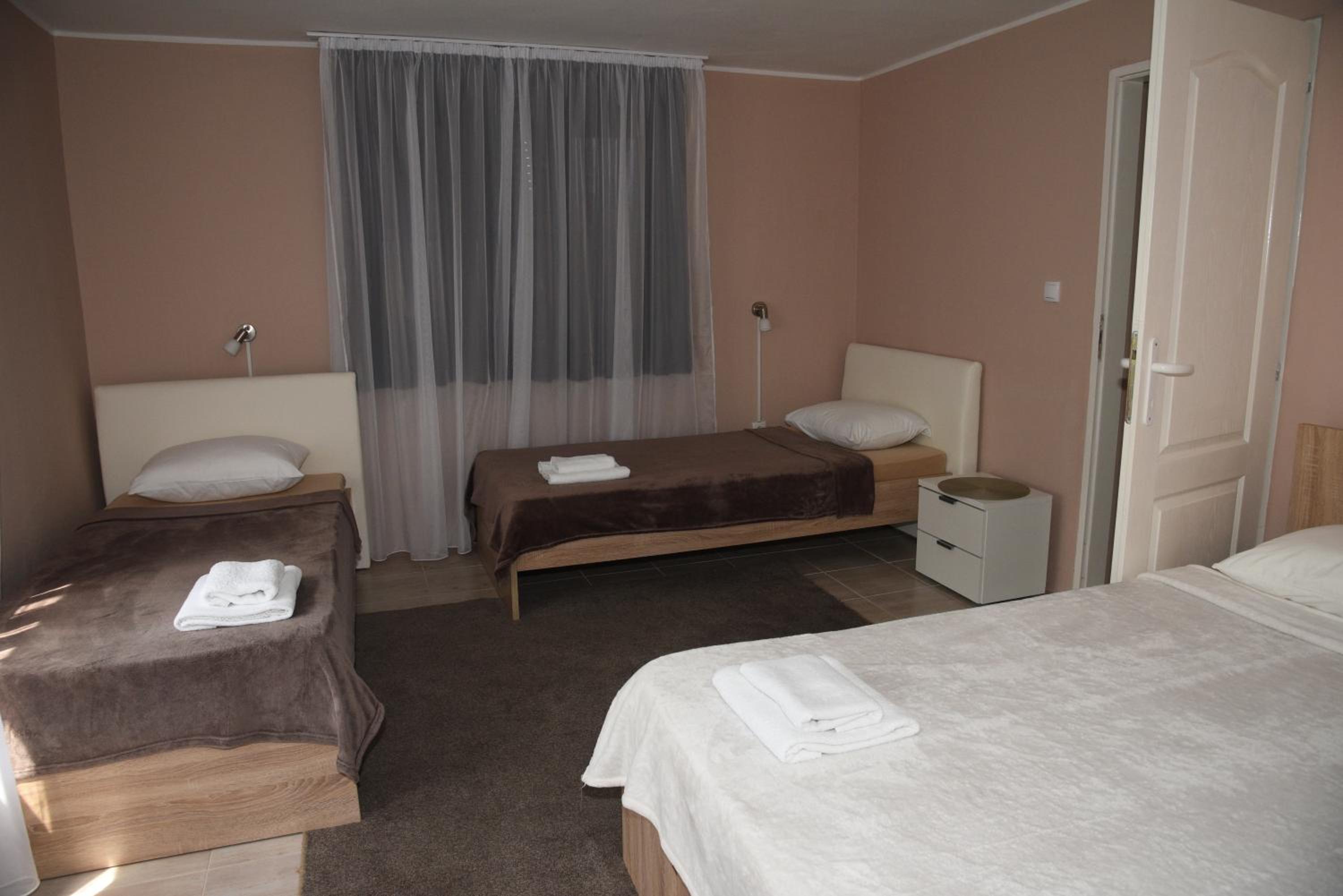 Apartment Dedine Golubac