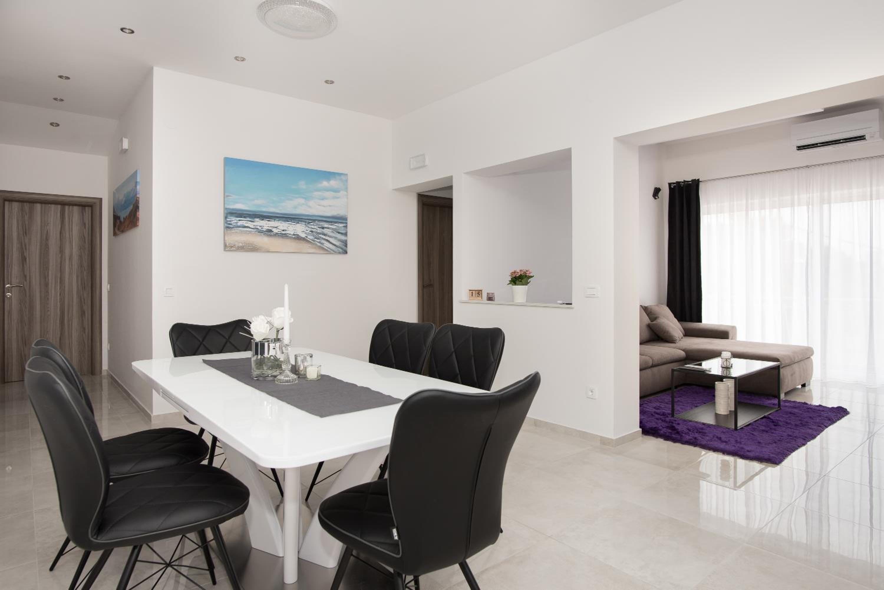 Hotel Apartment Anchor - Image 1