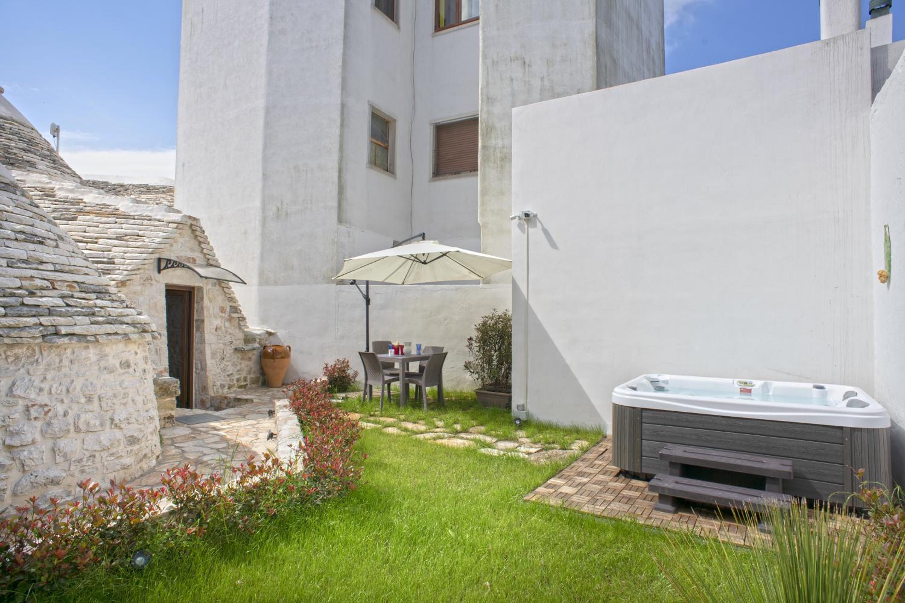 Suite DOMANGI Trullo Antonio