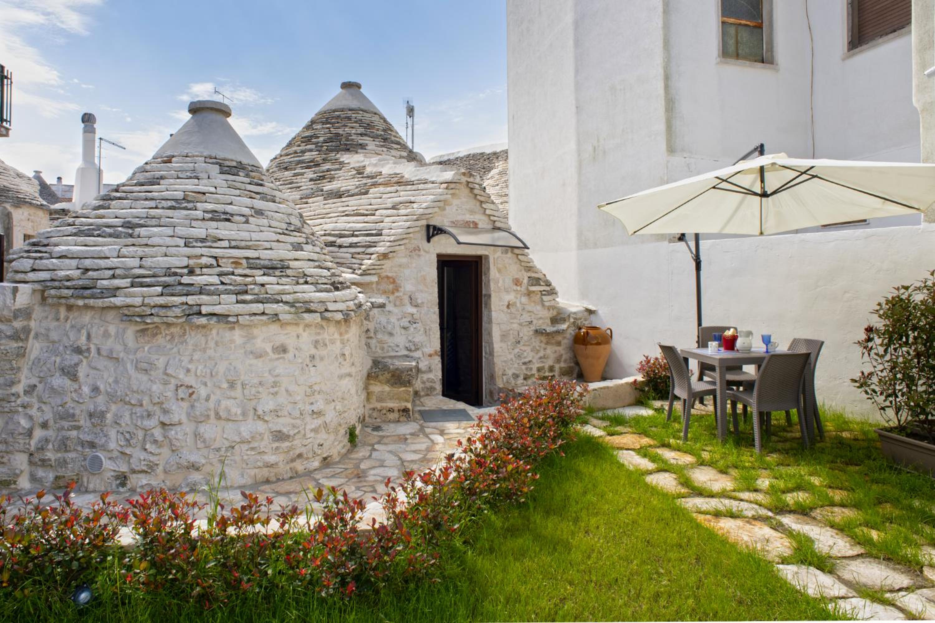Suite DOMANGI Trullo Antonio view 4
