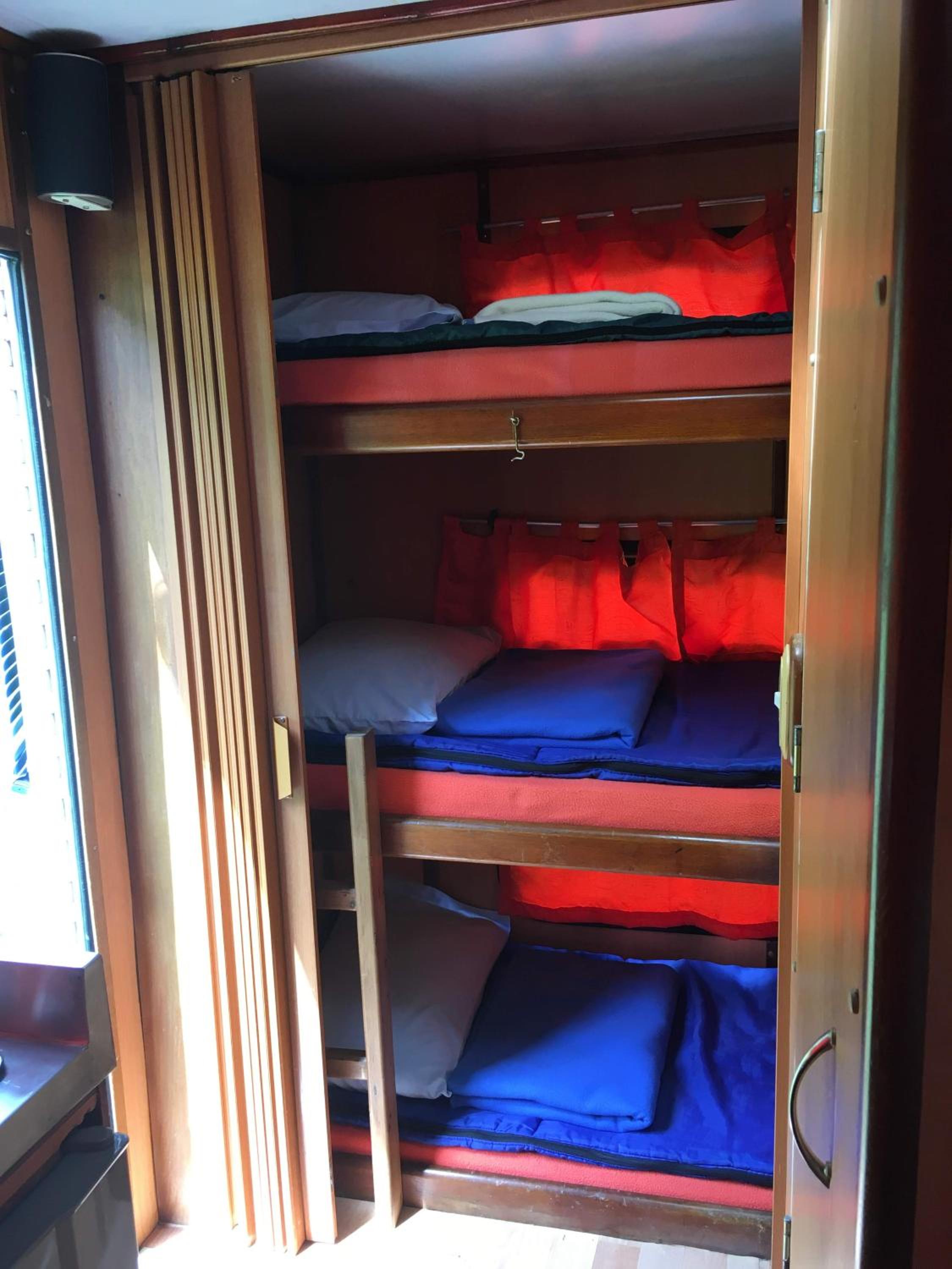 LA MESETA DE TOMINE CAMPER