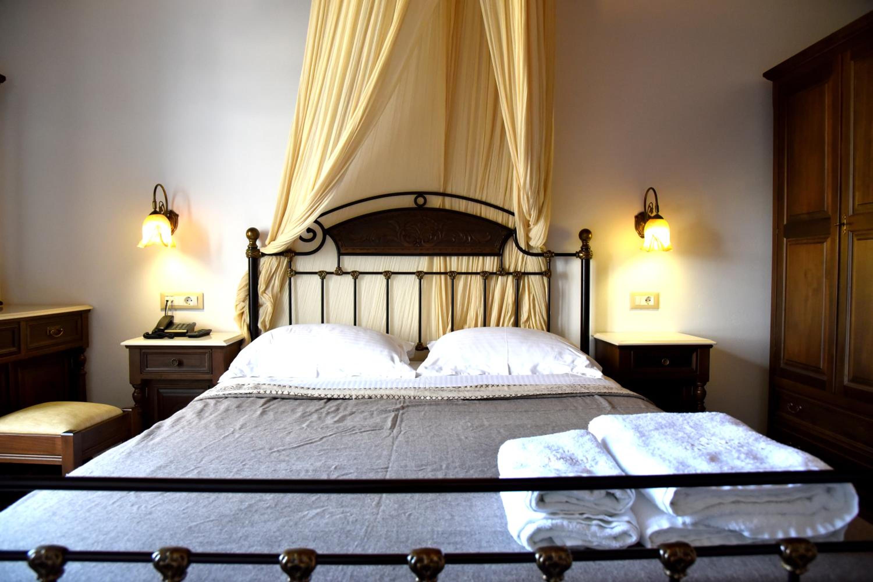 Hotel Messaria